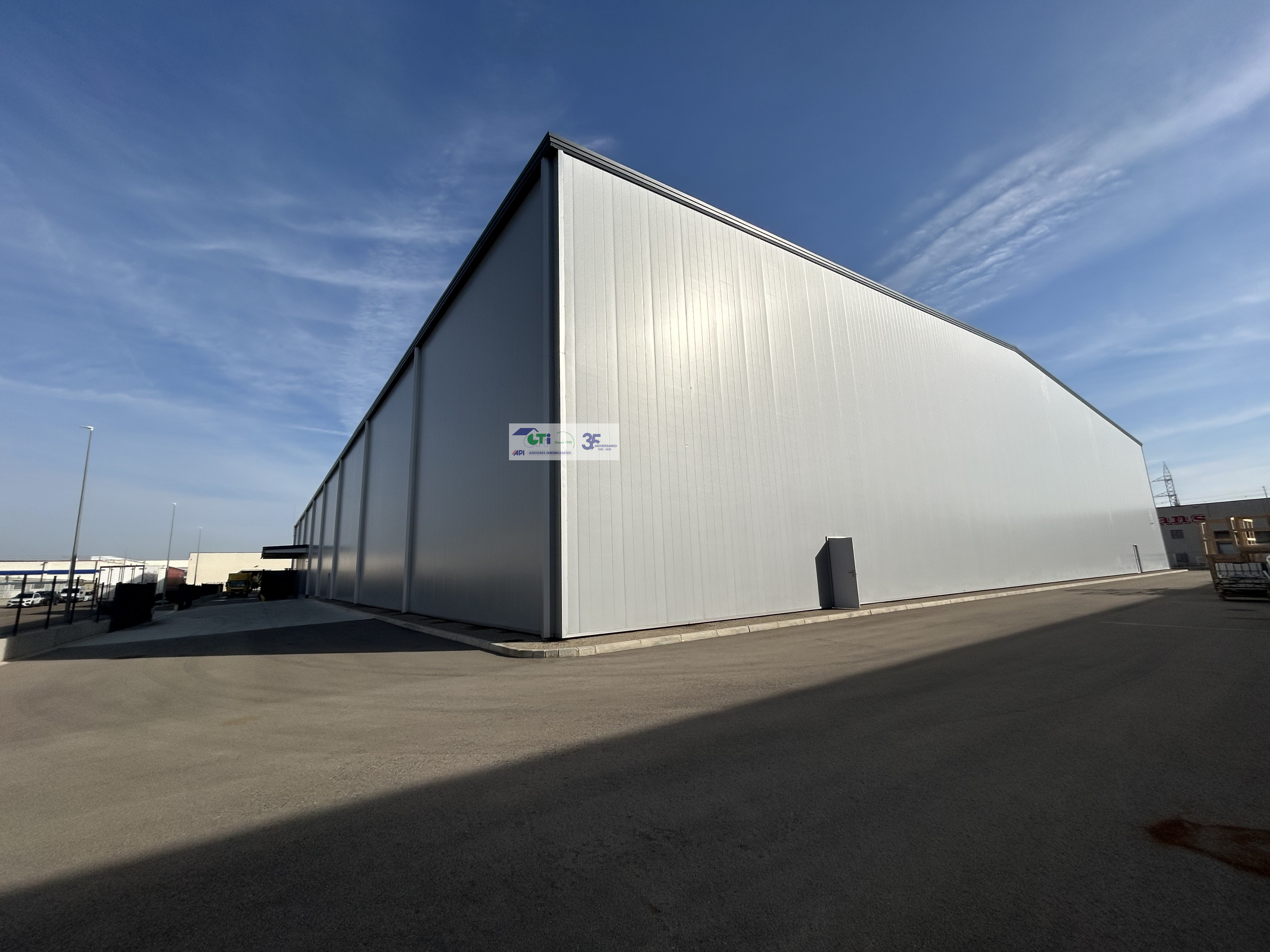 GTI Zaragoza - Naves Industriales - Locales Comerciales
