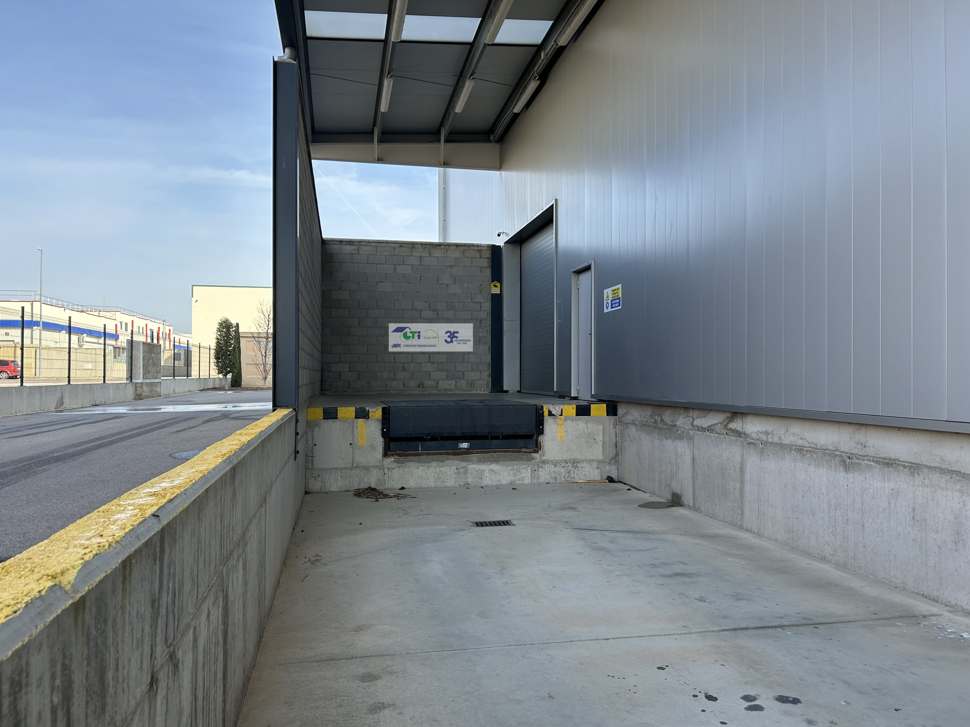 GTI Zaragoza - Naves Industriales - Locales Comerciales