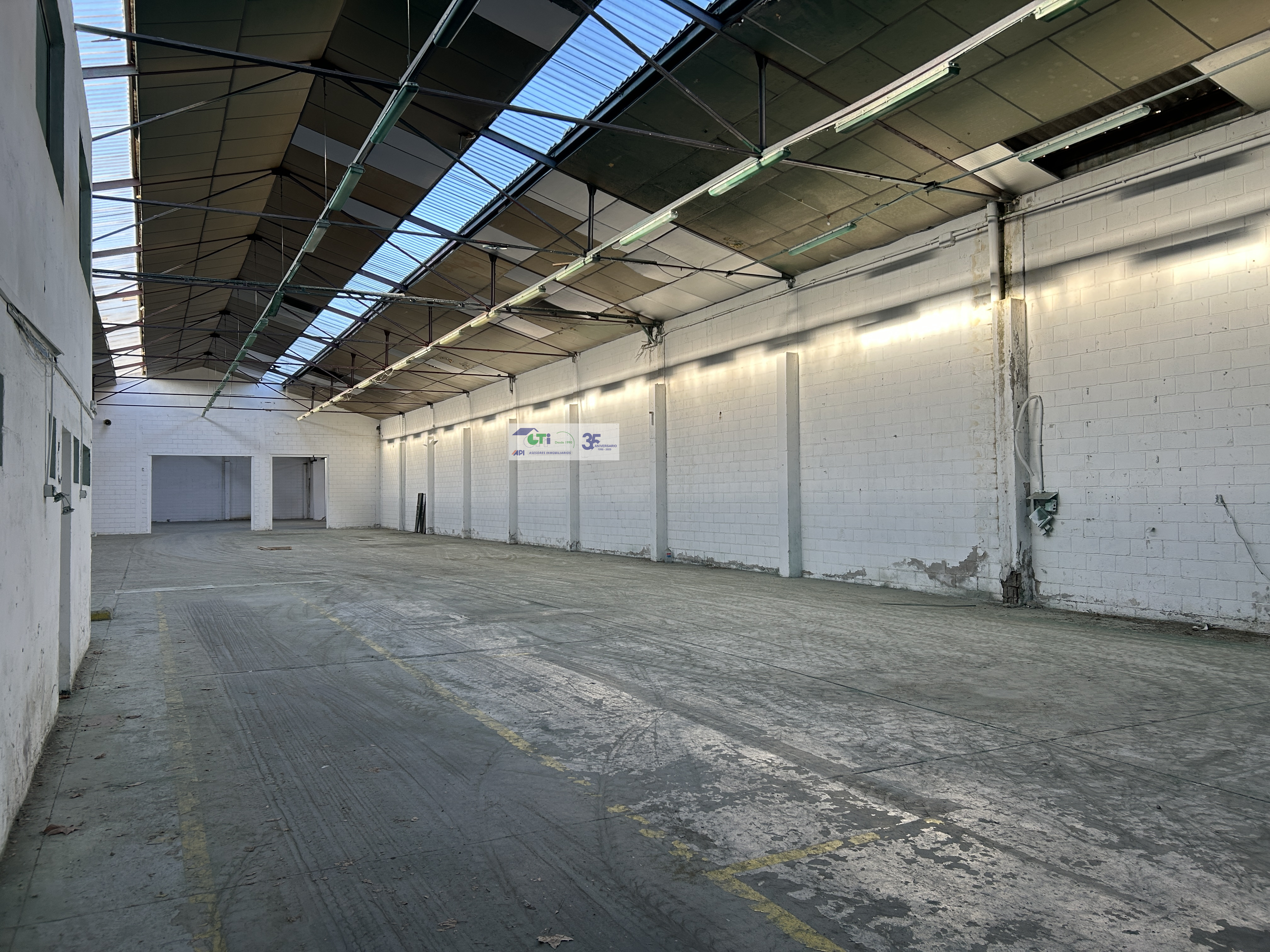GTI Zaragoza - Naves Industriales - Locales Comerciales