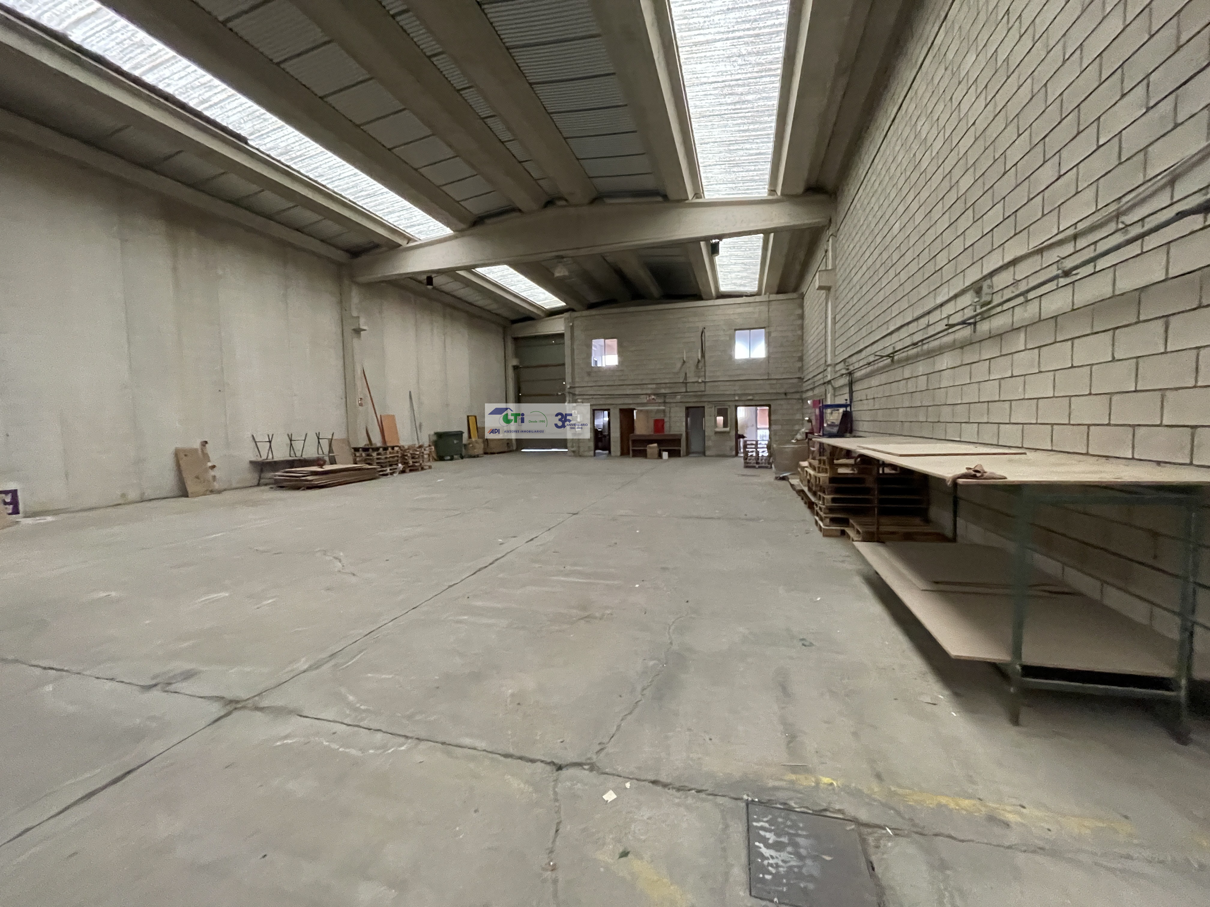 GTI Zaragoza - Naves Industriales - Locales Comerciales