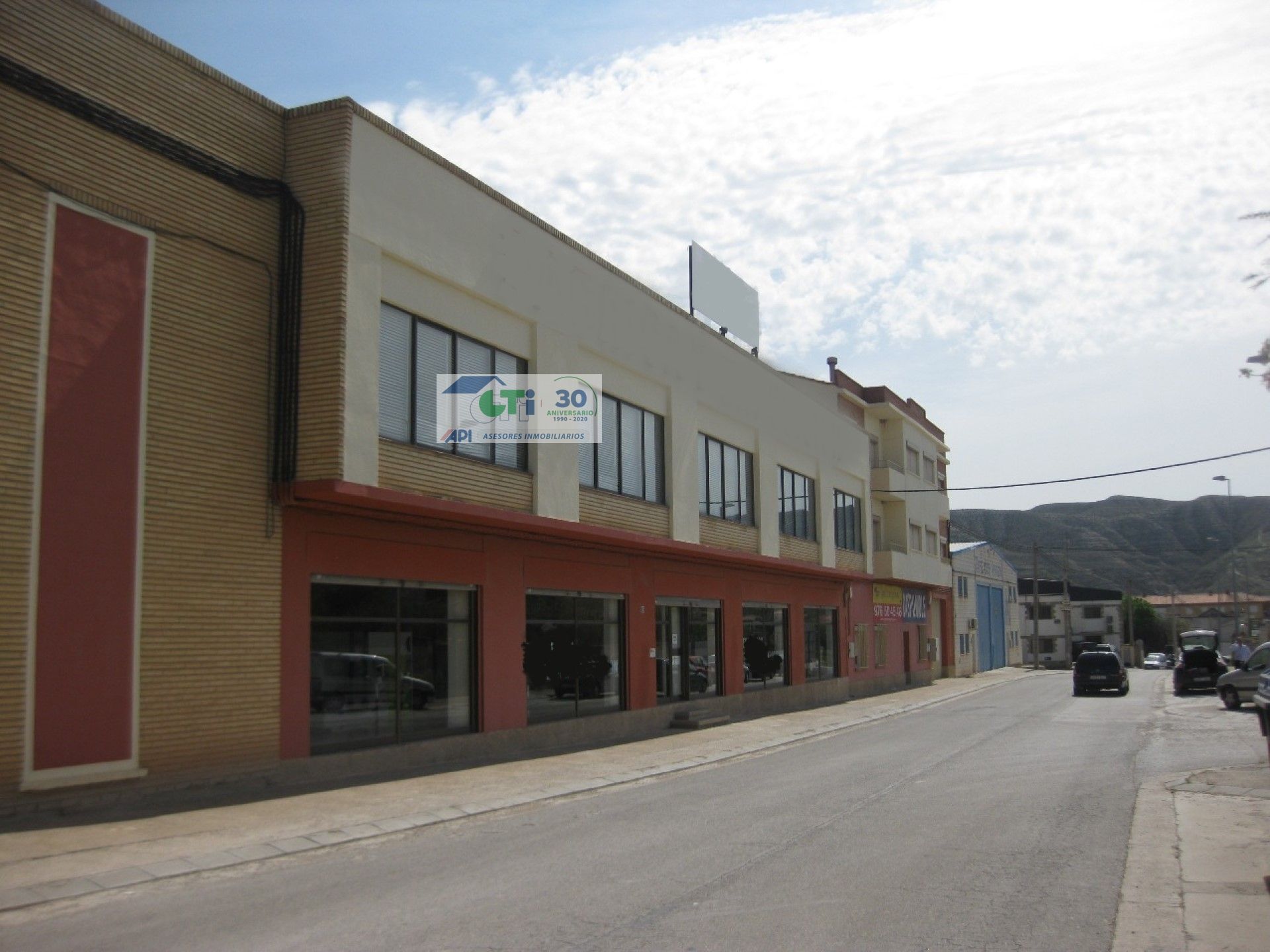 GTI Zaragoza - Naves Industriales - Locales Comerciales