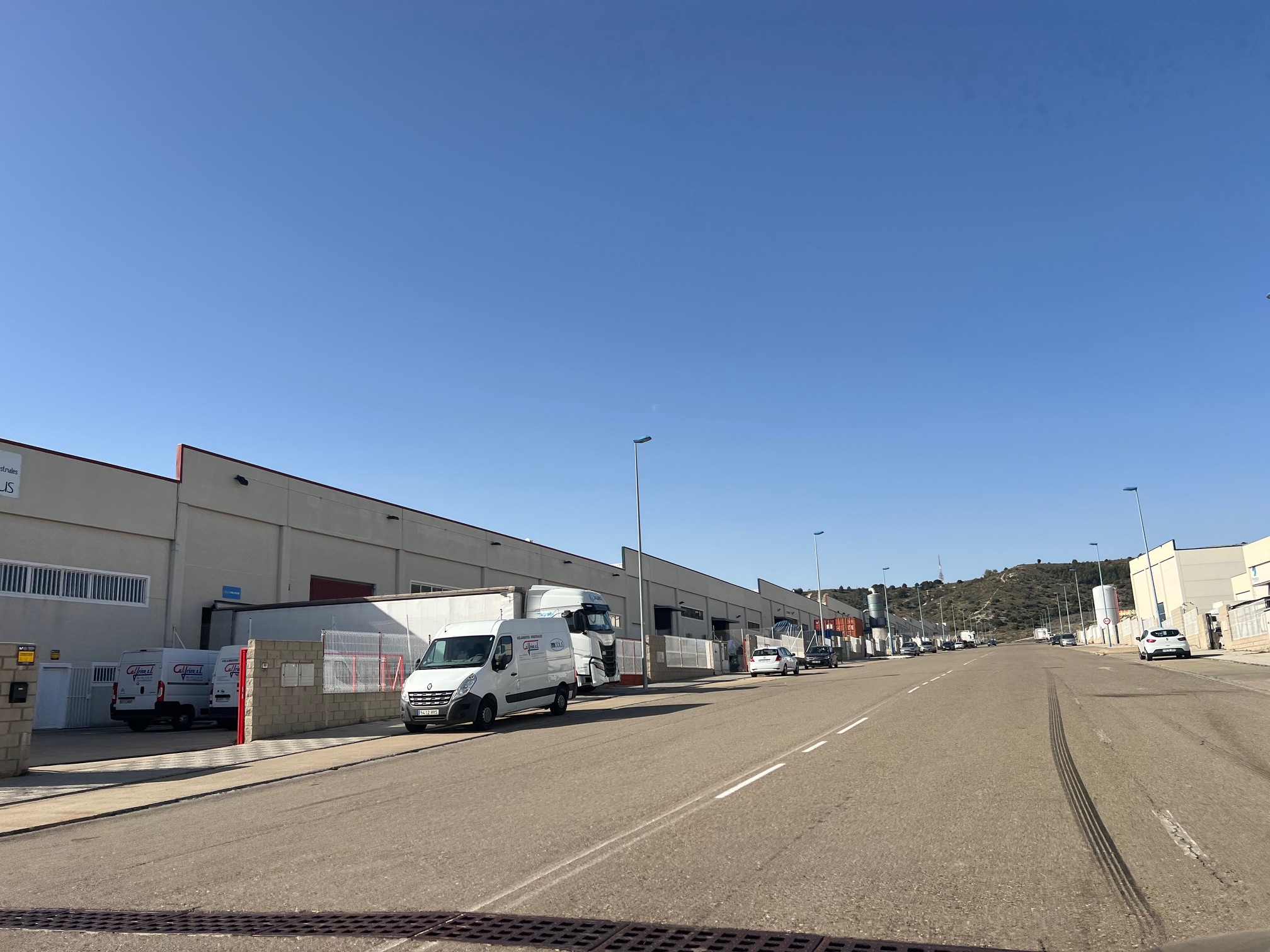 GTI Zaragoza - Naves Industriales - Locales Comerciales