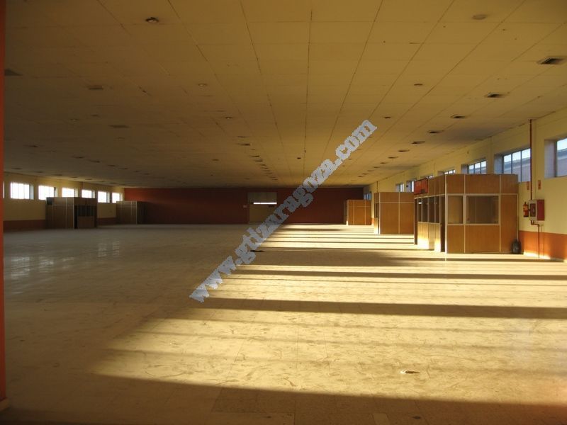 GTI Zaragoza - Naves Industriales - Locales Comerciales