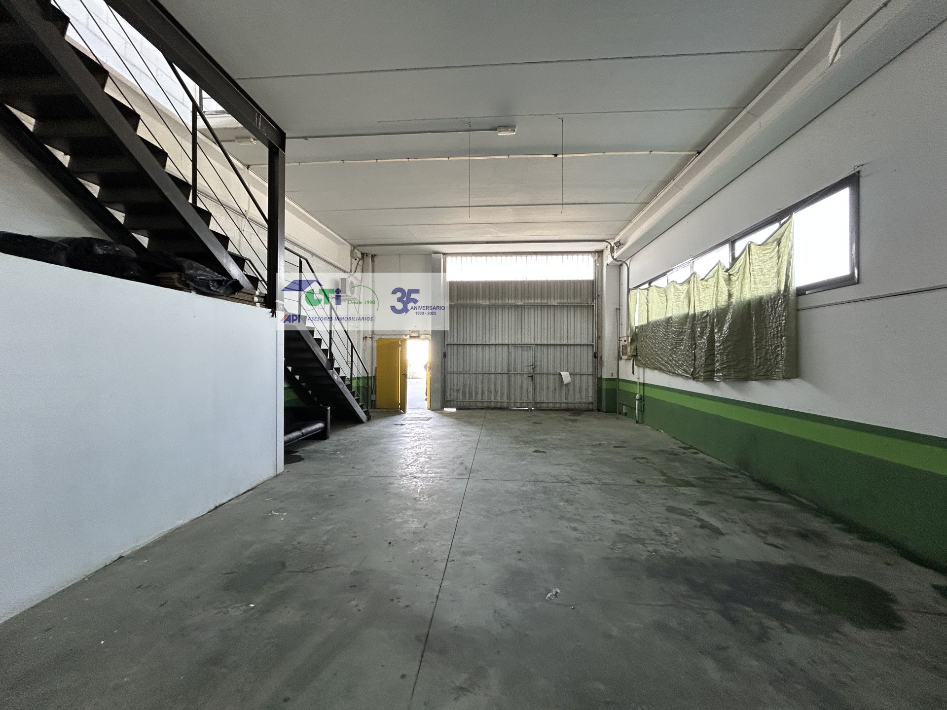 NAVE ECONÓMICA DE 200M2 EN ALQUILER EN EMPRESARIUM