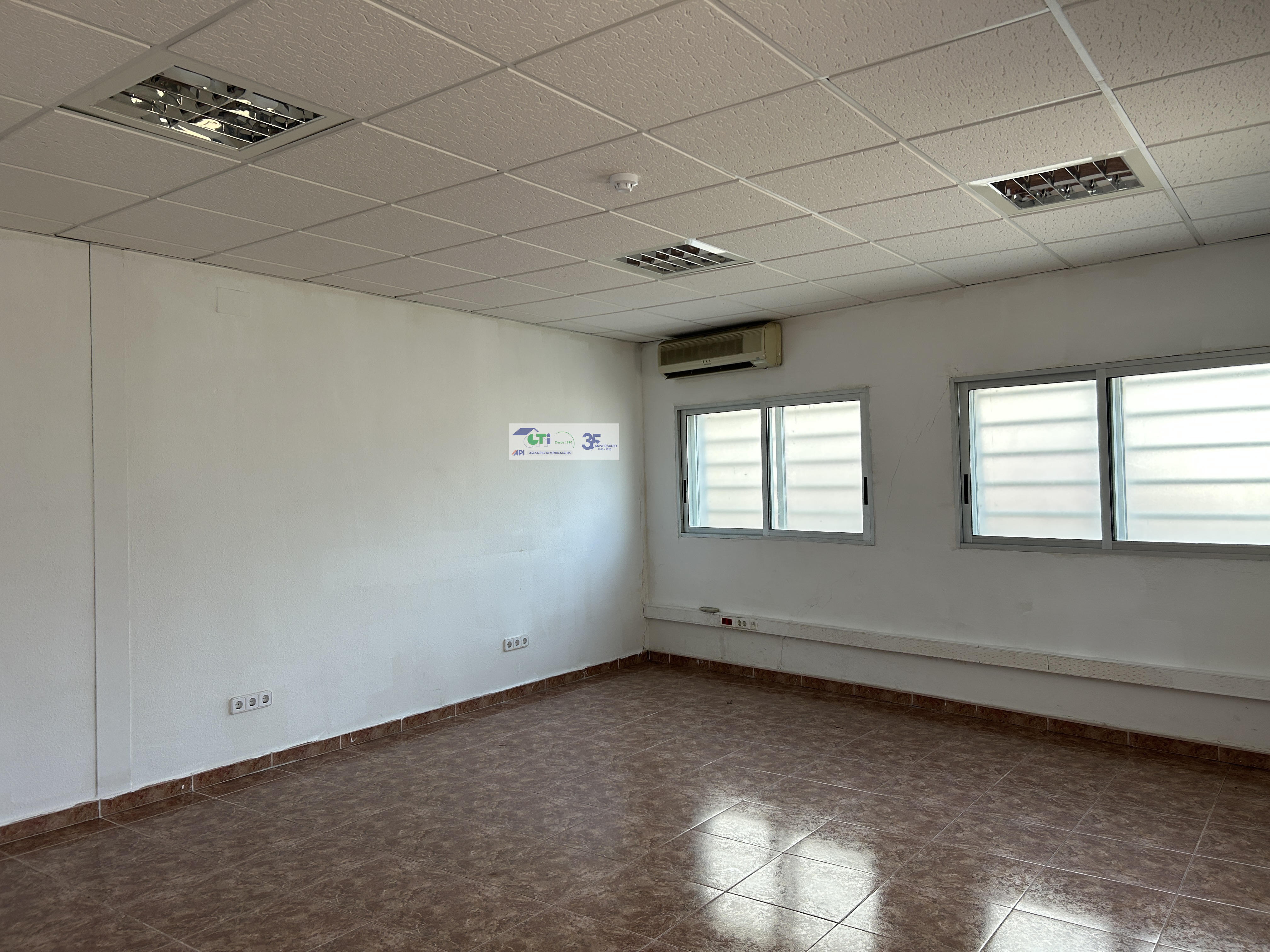 GTI Zaragoza - Naves Industriales - Locales Comerciales