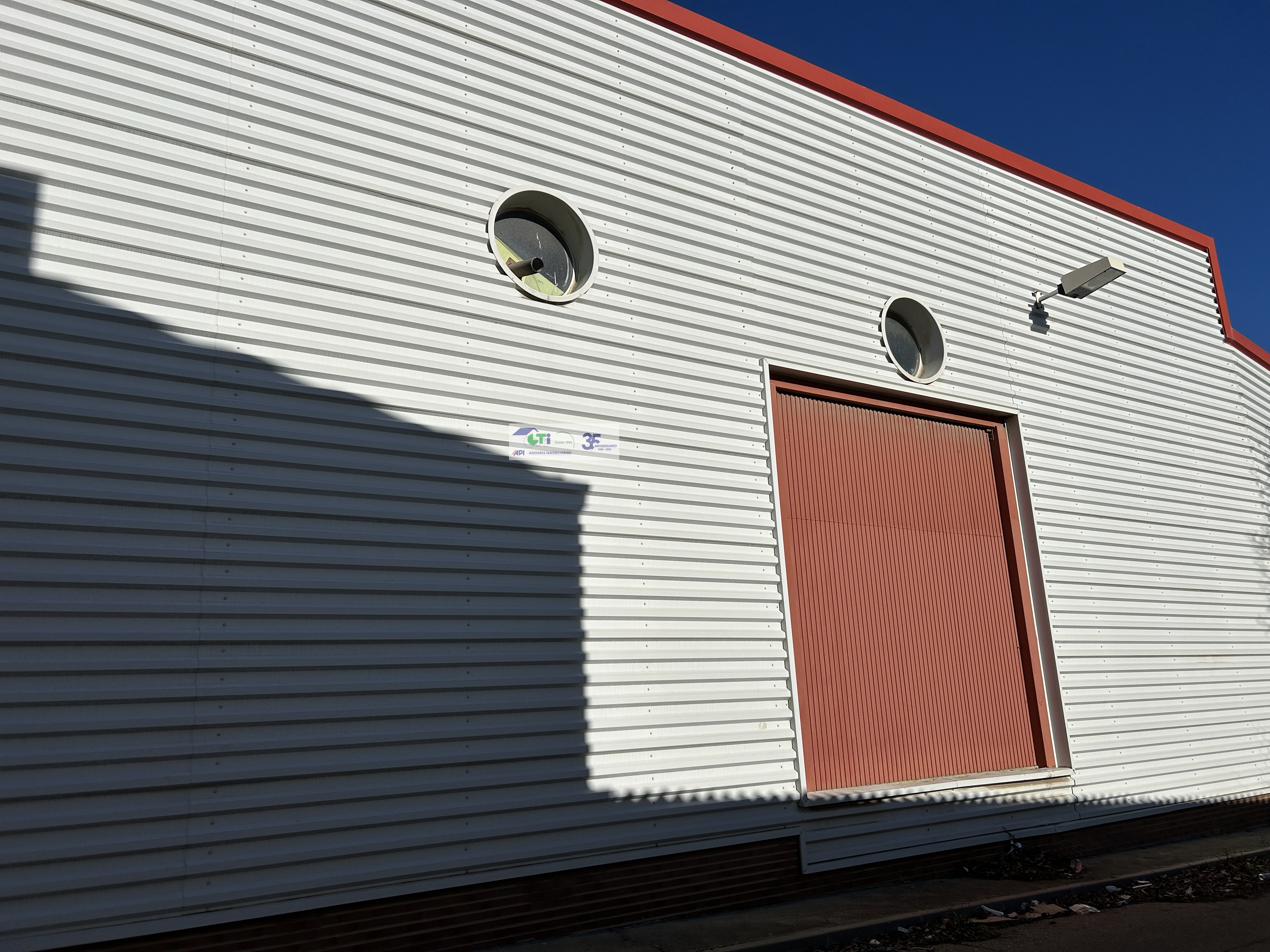 GTI Zaragoza - Naves Industriales - Locales Comerciales
