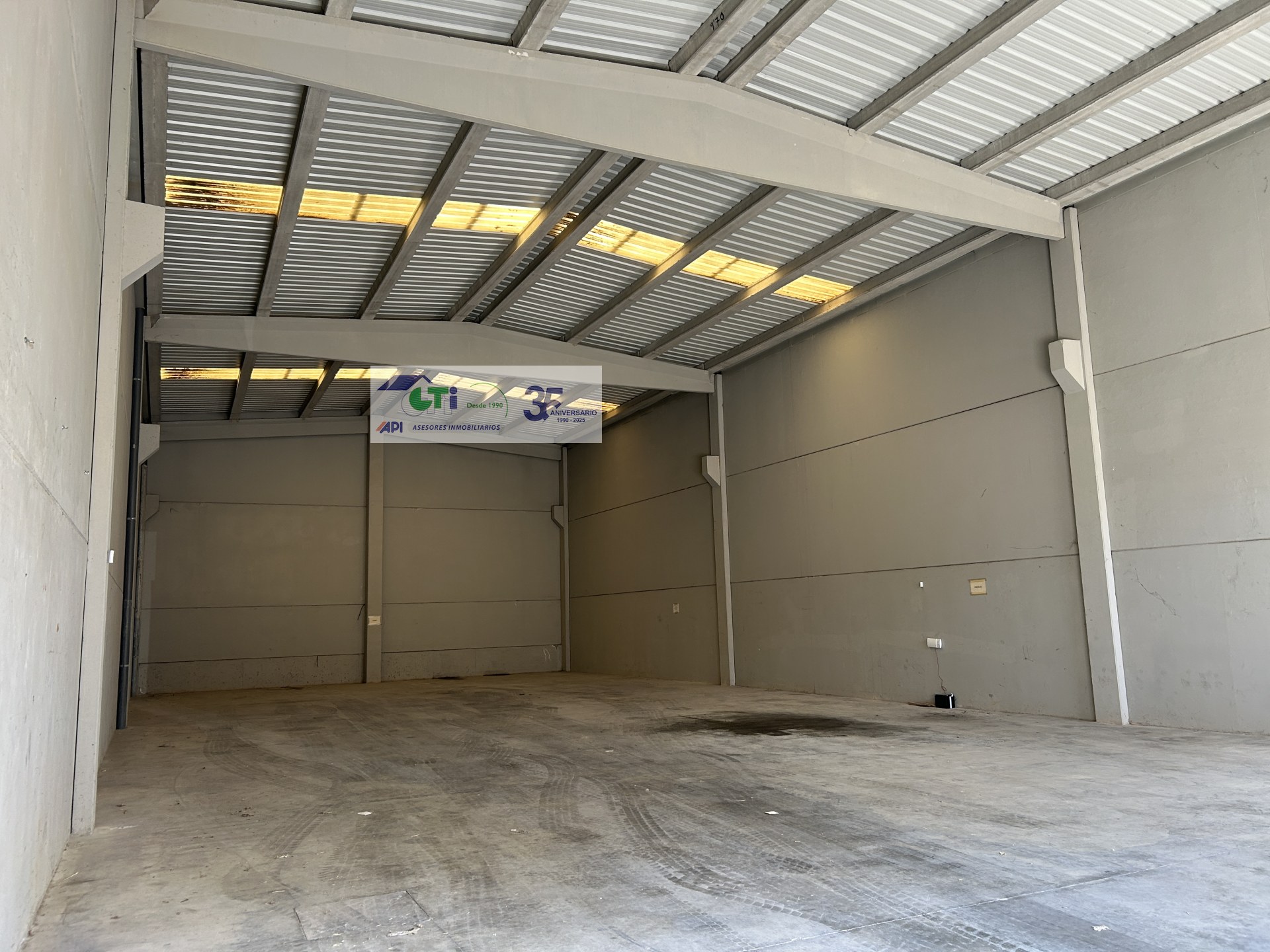 GTI Zaragoza - Naves Industriales - Locales Comerciales