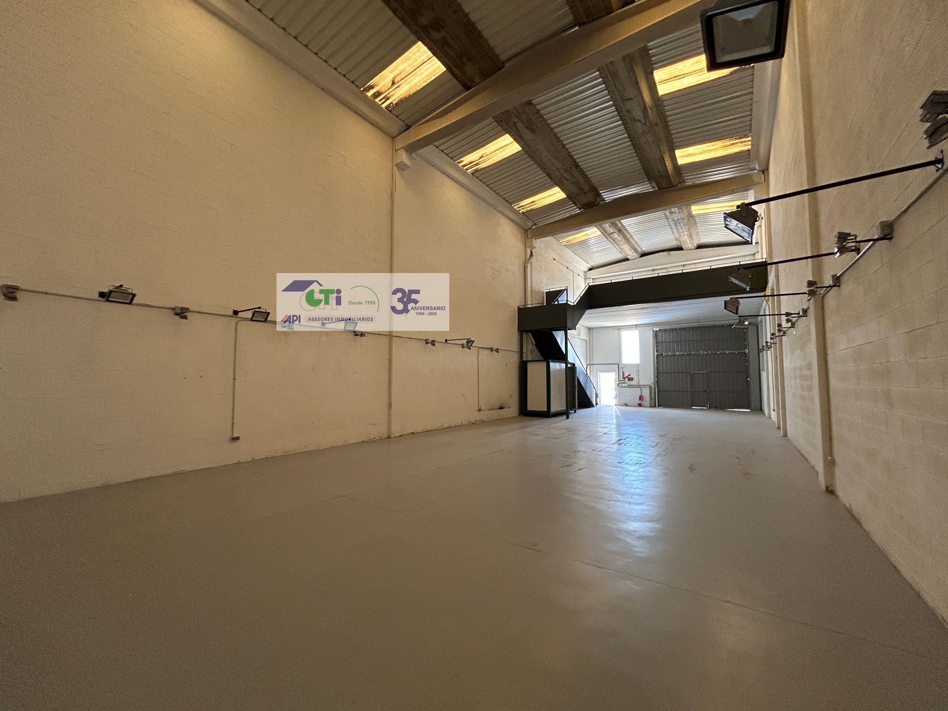 GTI Zaragoza - Naves Industriales - Locales Comerciales