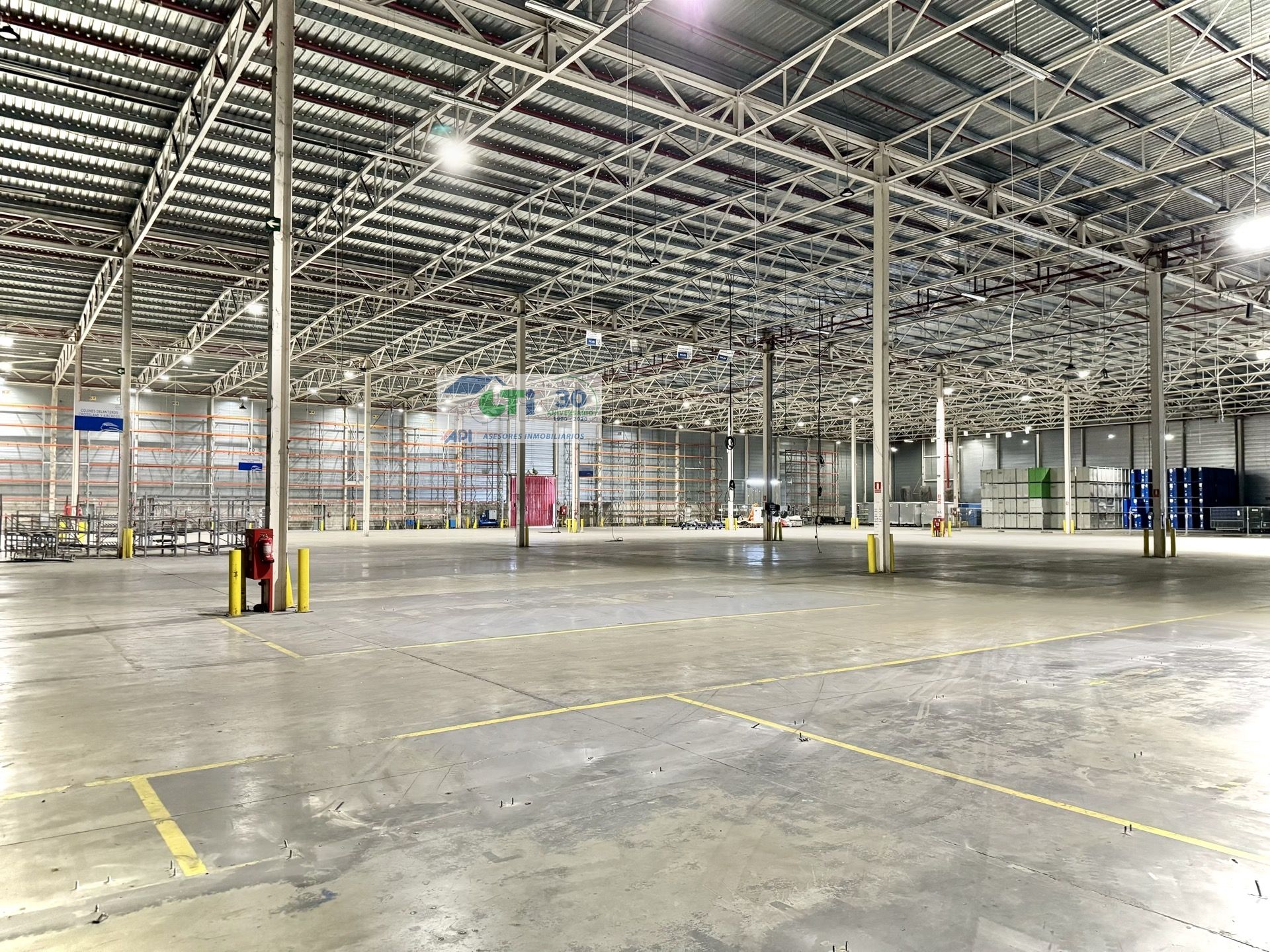 Nave logística-productiva de 6.250m2 junto a Stellantis Figueruelas, en Polígono Entrerríos, Pedrola, Zaragoza.