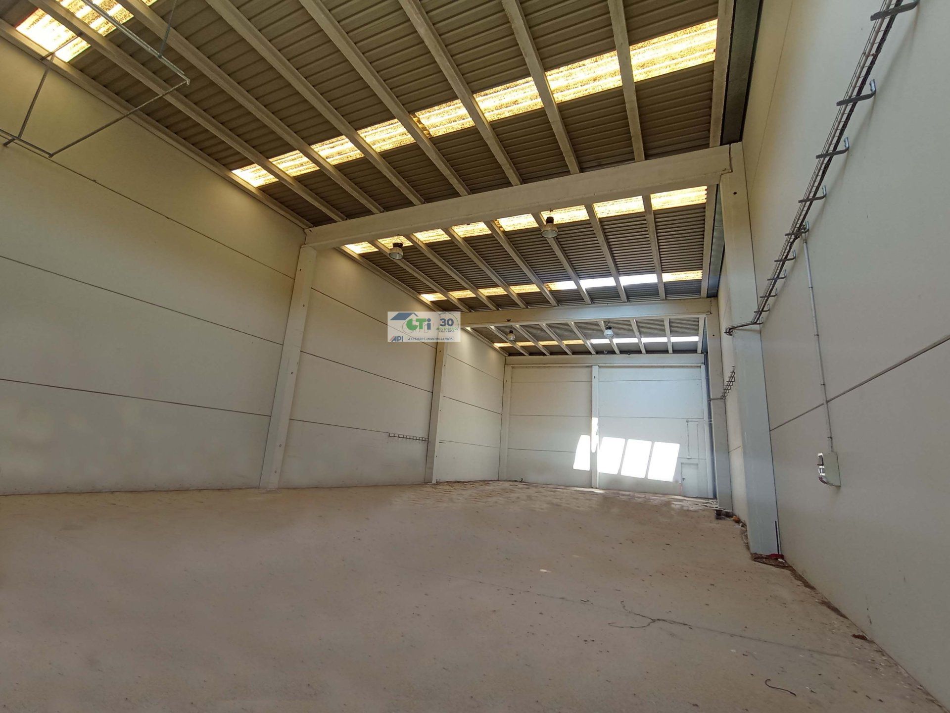 GTI Zaragoza - Naves Industriales - Locales Comerciales