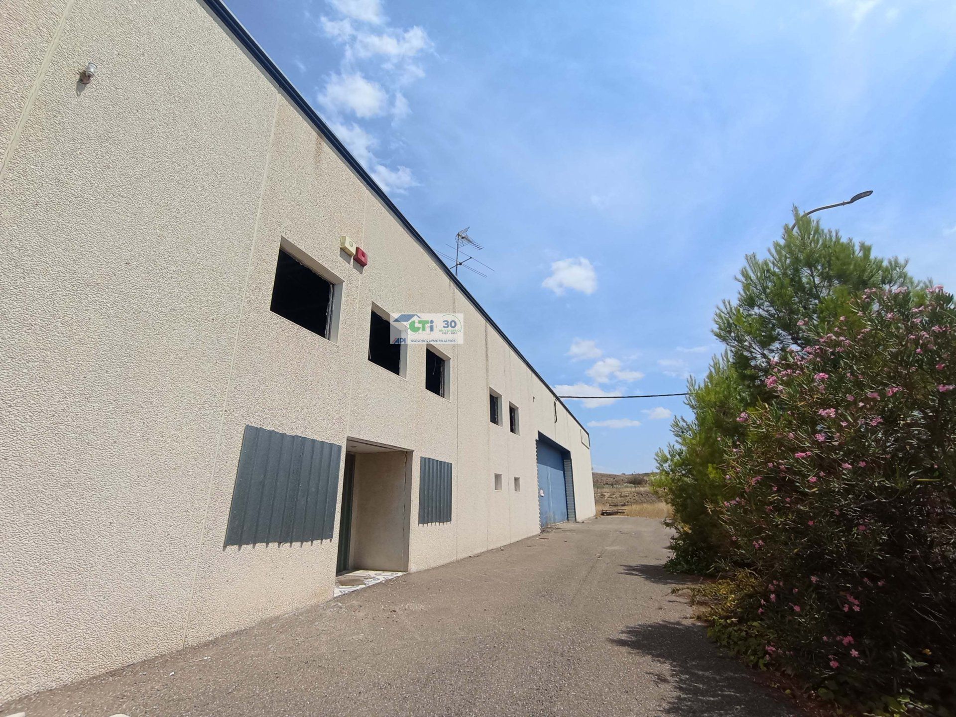 GTI Zaragoza - Naves Industriales - Locales Comerciales