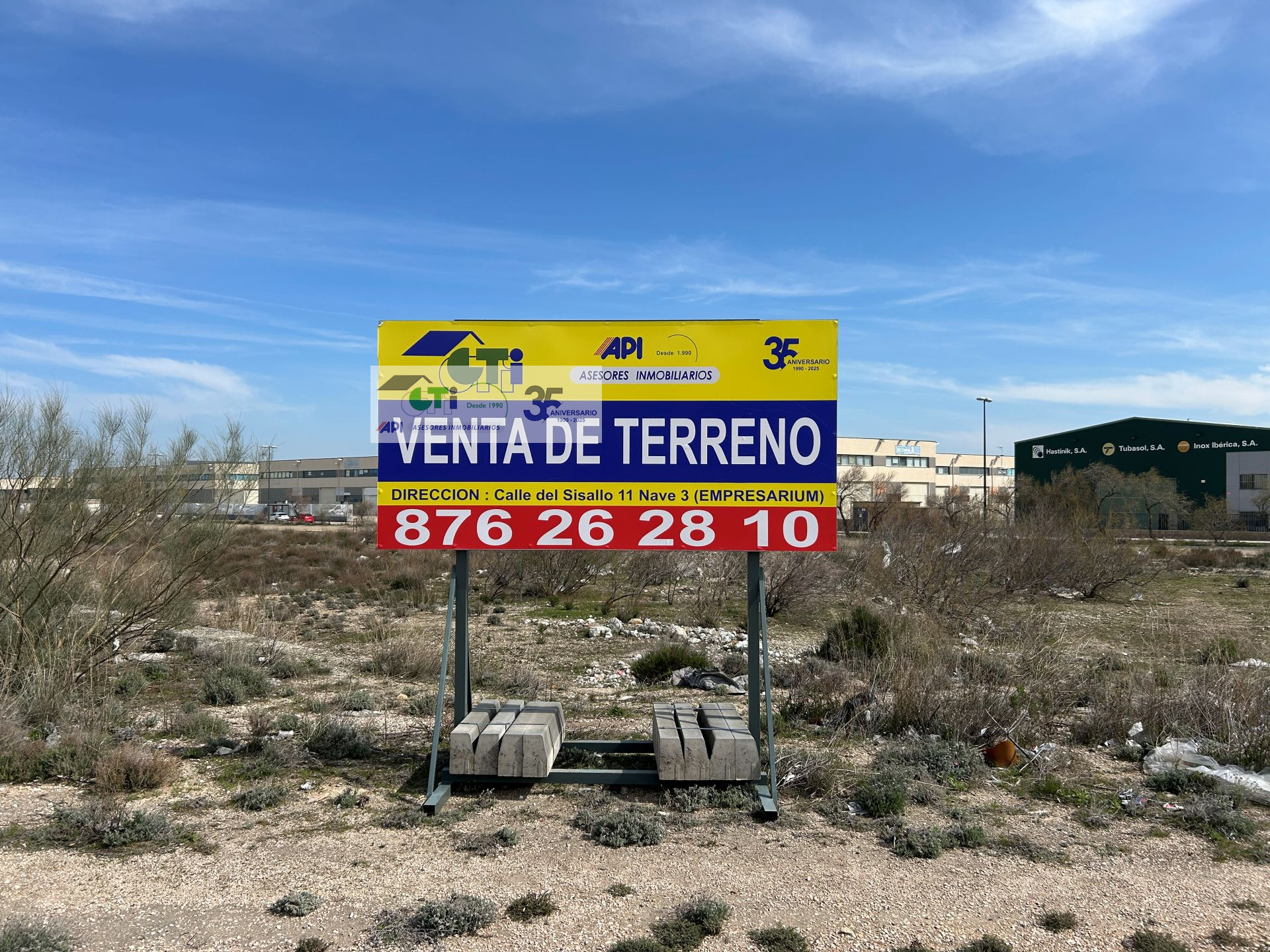SUELO INDUSTRIAL DE 25.000M2 EN VENTA EN POL. EMPRESARIUM