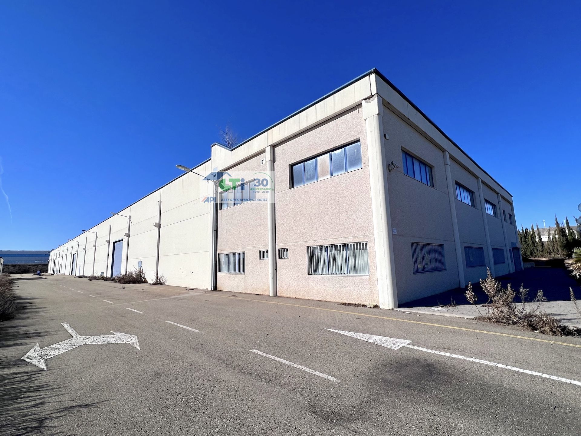 GTI Zaragoza - Naves Industriales - Locales Comerciales