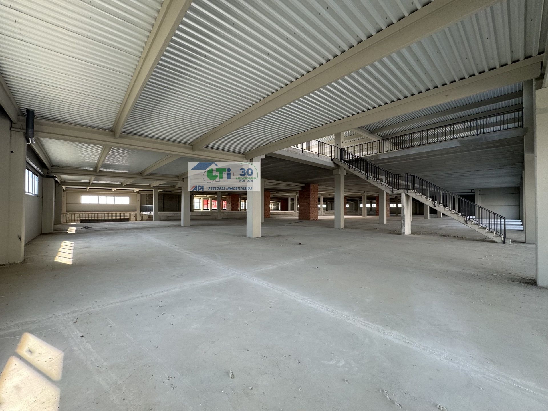 GTI Zaragoza - Naves Industriales - Locales Comerciales