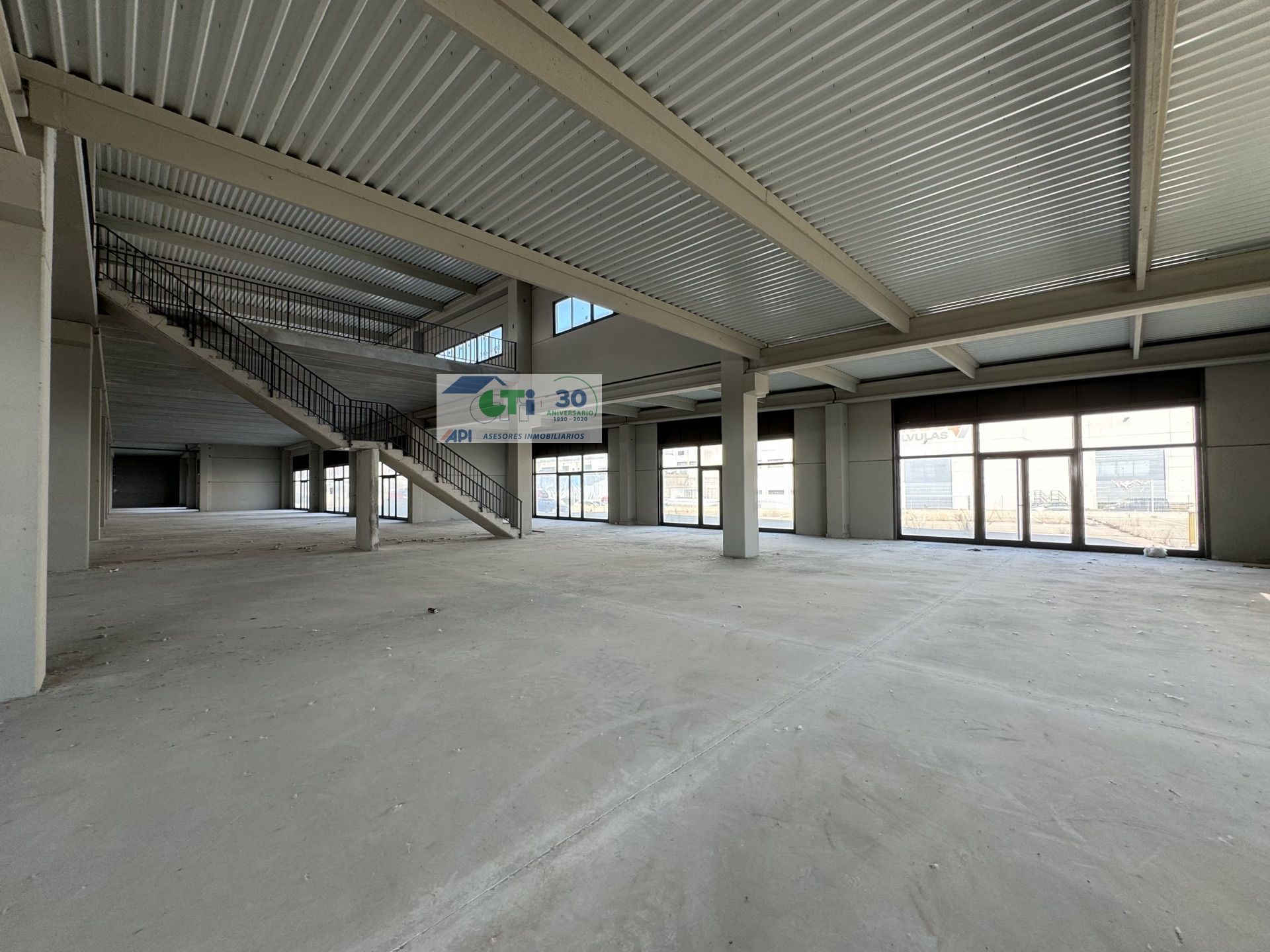 GTI Zaragoza - Naves Industriales - Locales Comerciales
