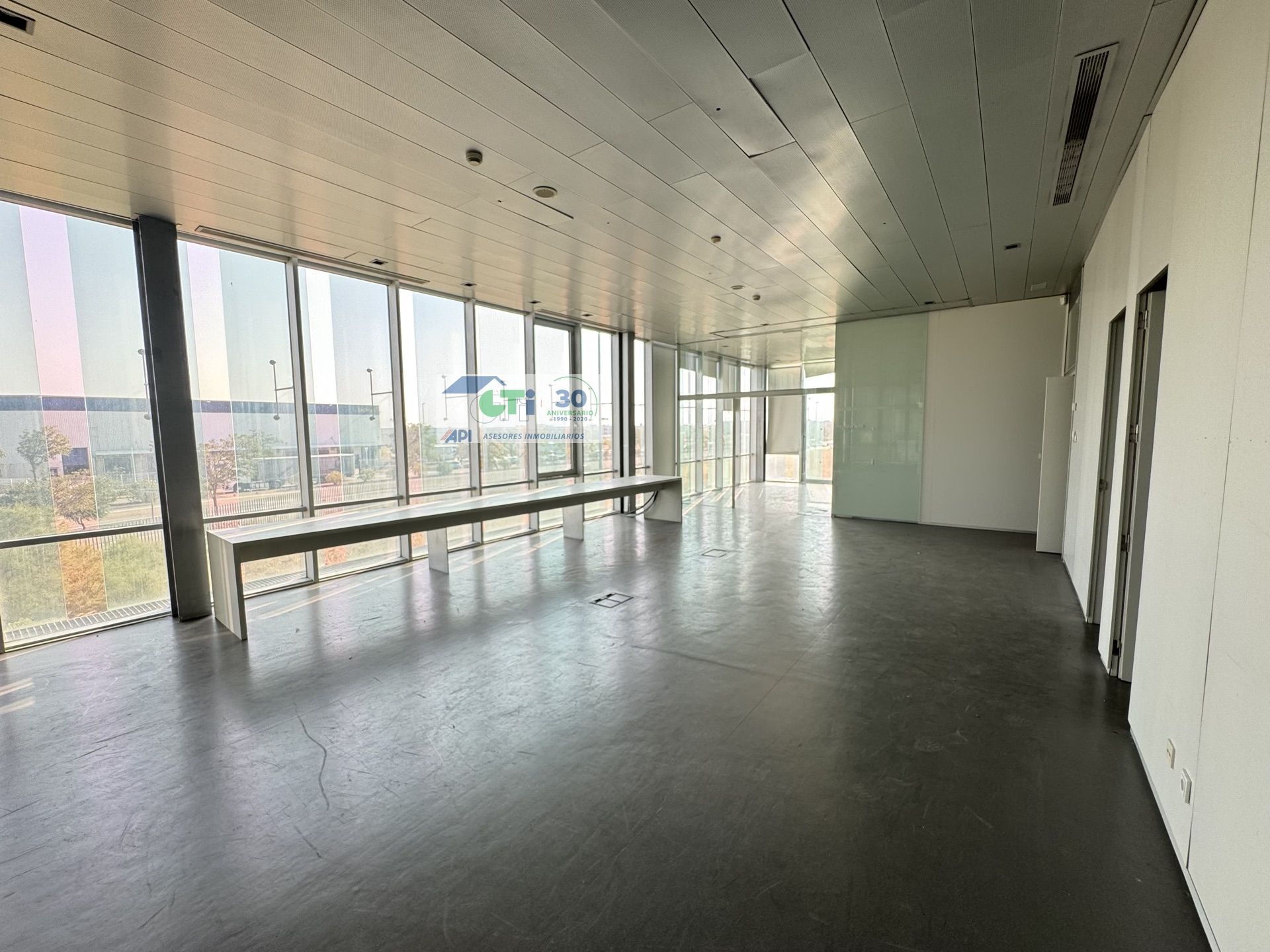 GTI Zaragoza - Naves Industriales - Locales Comerciales