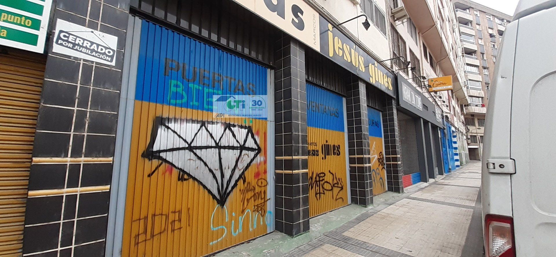LOCAL EN VENTA ZONA MIGUEL SERVET