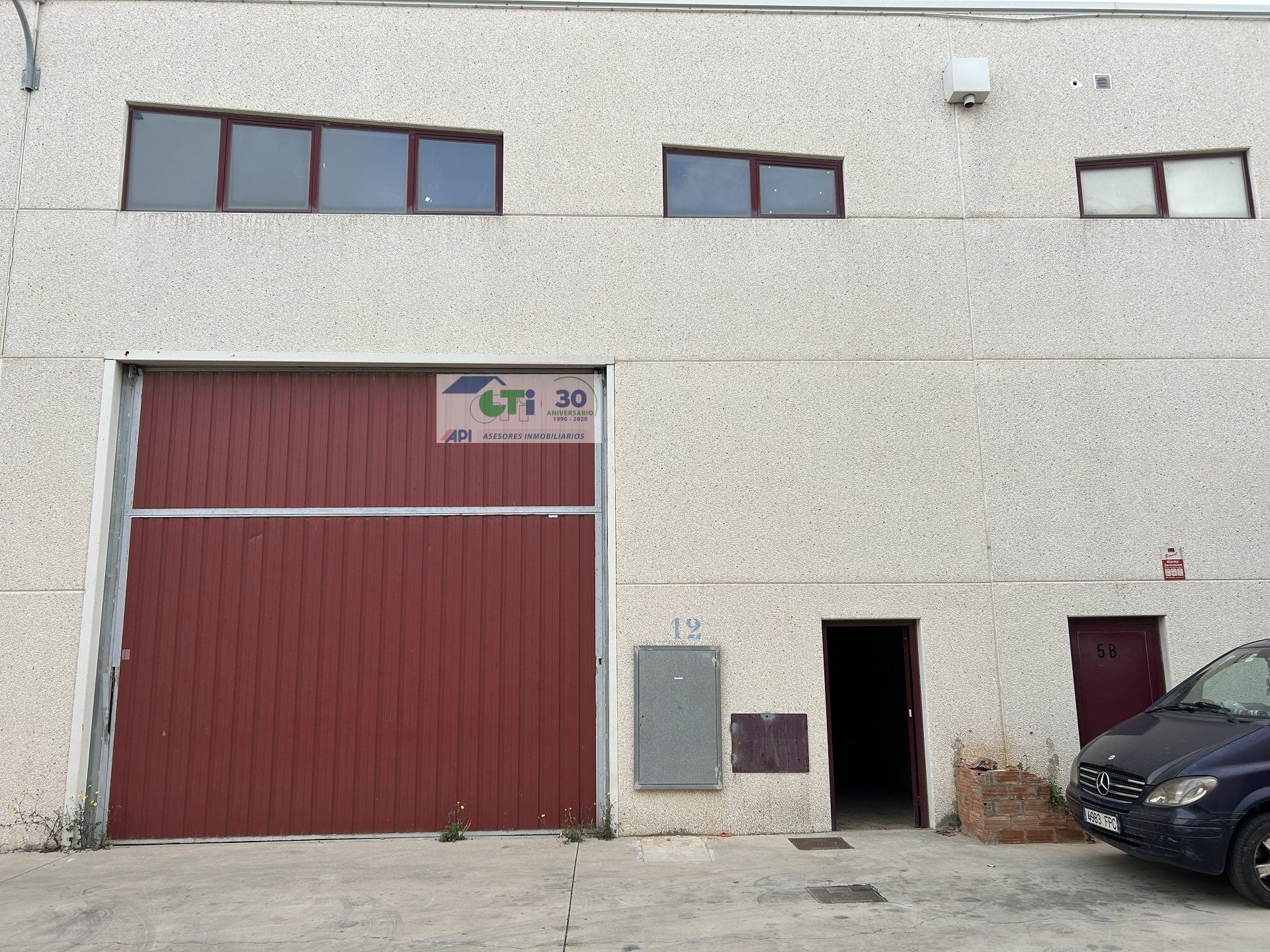 NAVE EN VENTA A ESTRENAR, 400 M2