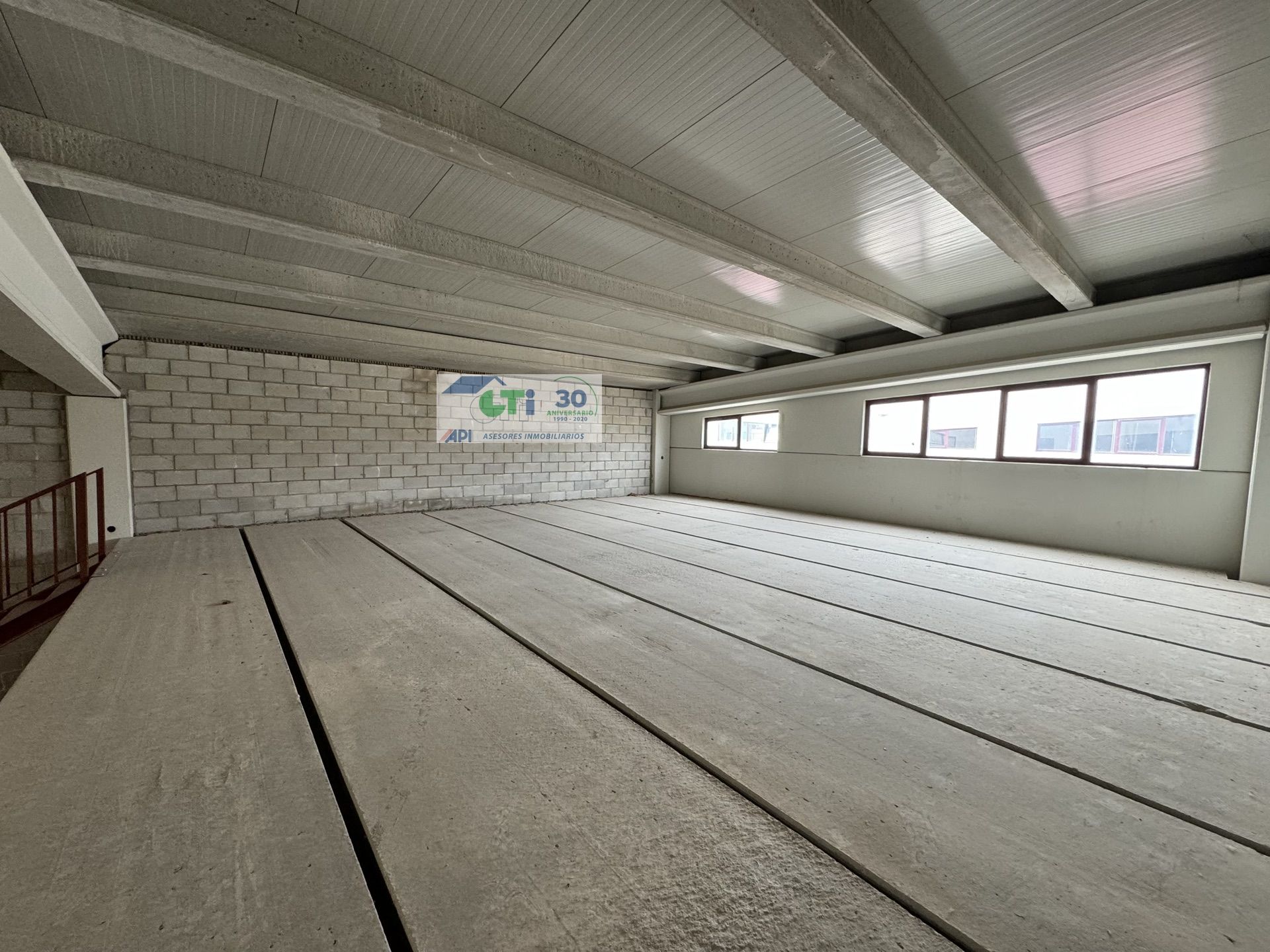 GTI Zaragoza - Naves Industriales - Locales Comerciales