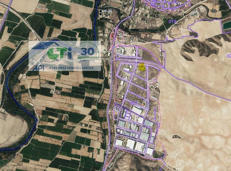 Terreno en venta de 300 m2 en San Mateo de Gállego
