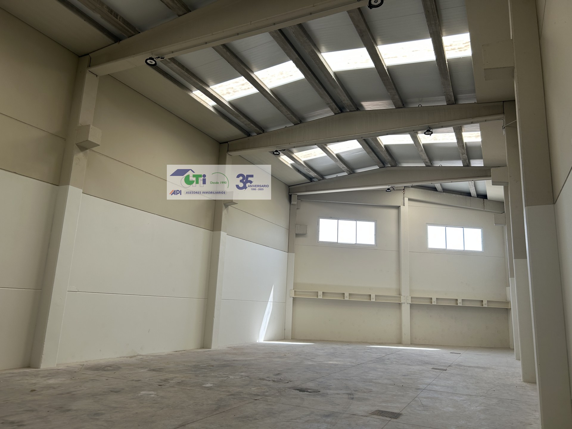 GTI Zaragoza - Naves Industriales - Locales Comerciales