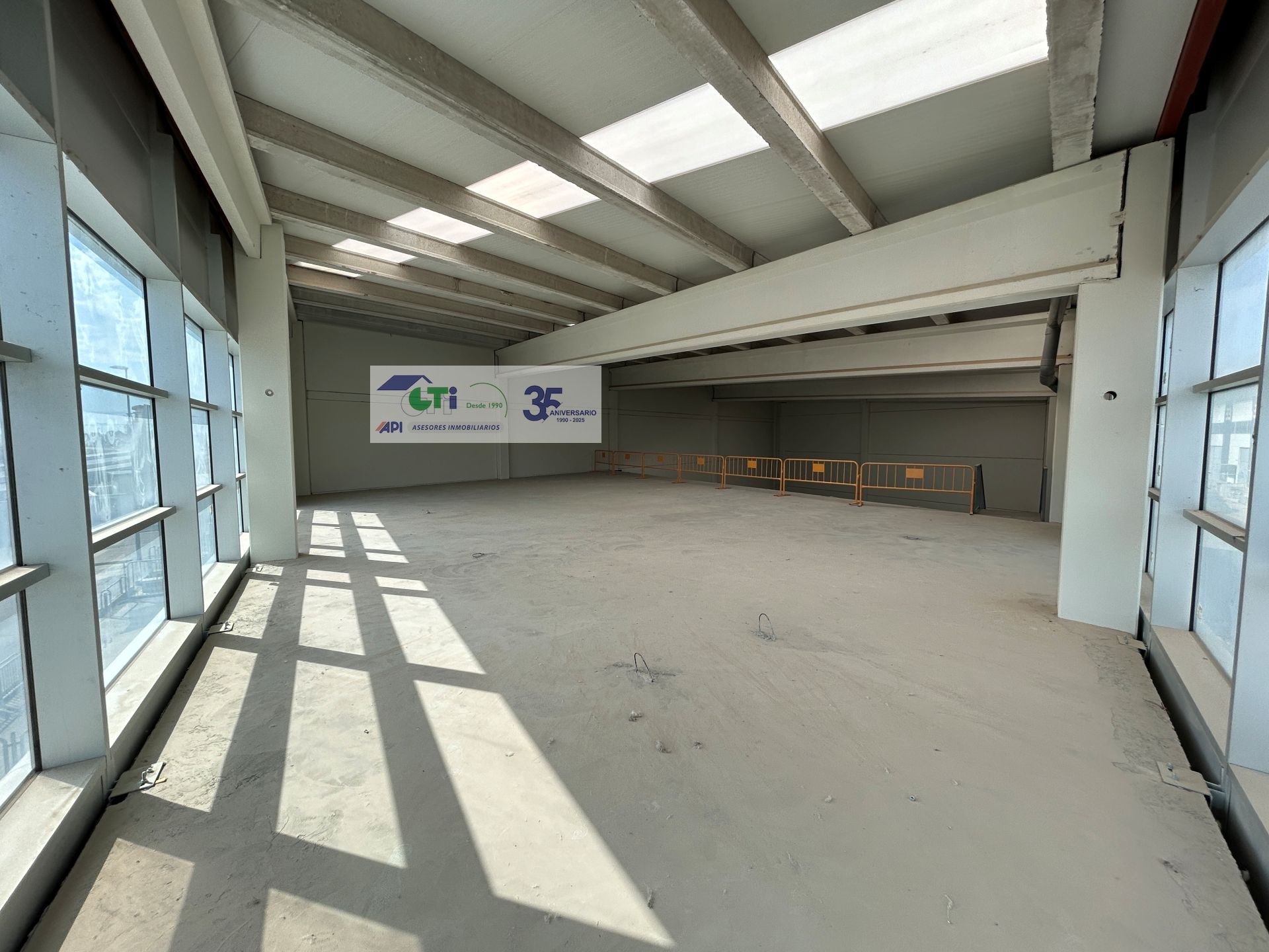 GTI Zaragoza - Naves Industriales - Locales Comerciales