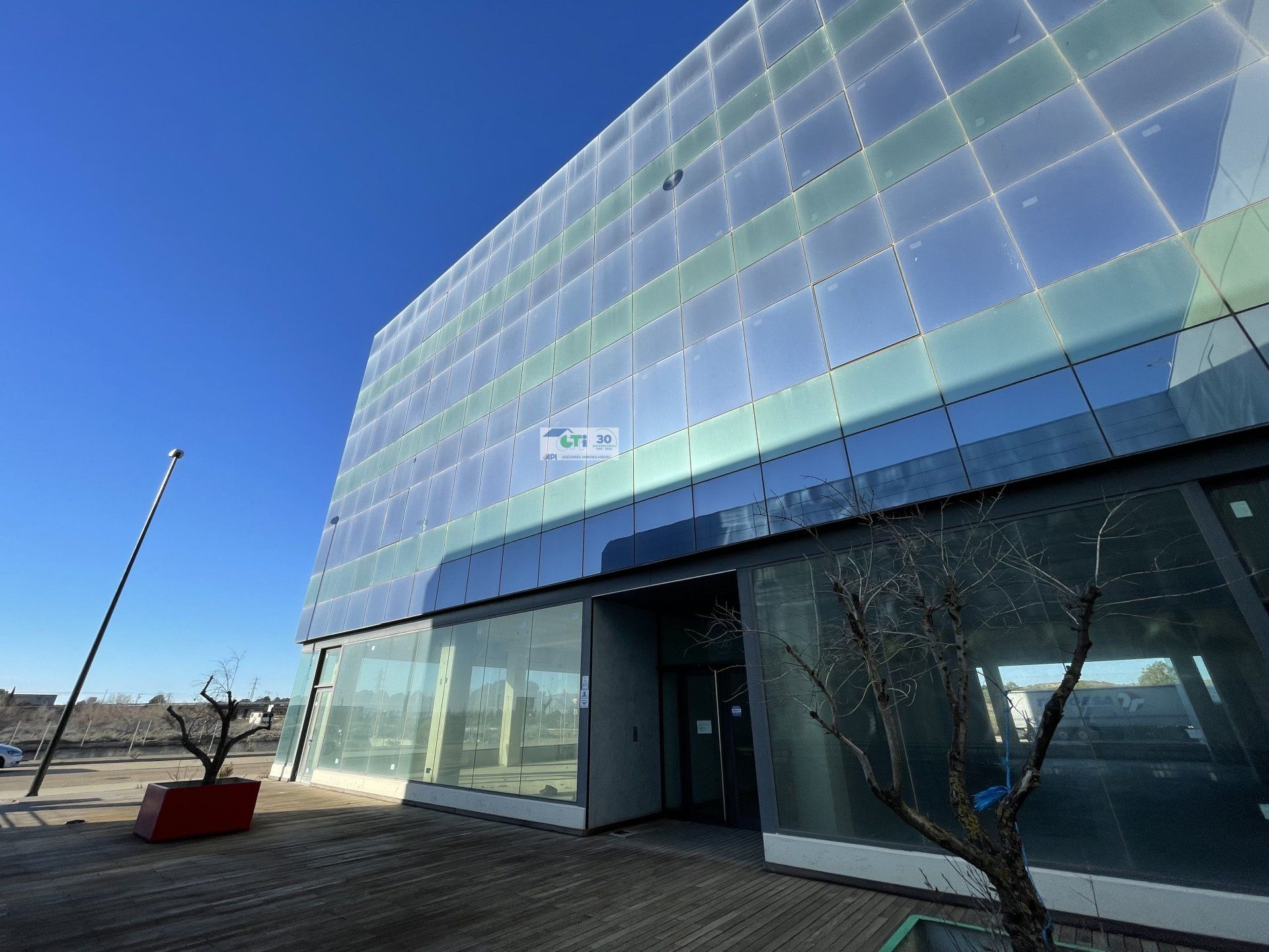 GTI Zaragoza - Naves Industriales - Locales Comerciales