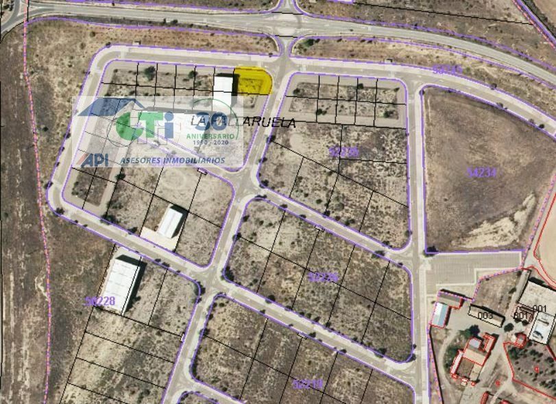 Terreno en venta de 963 m2 en San Mateo de Gállego
