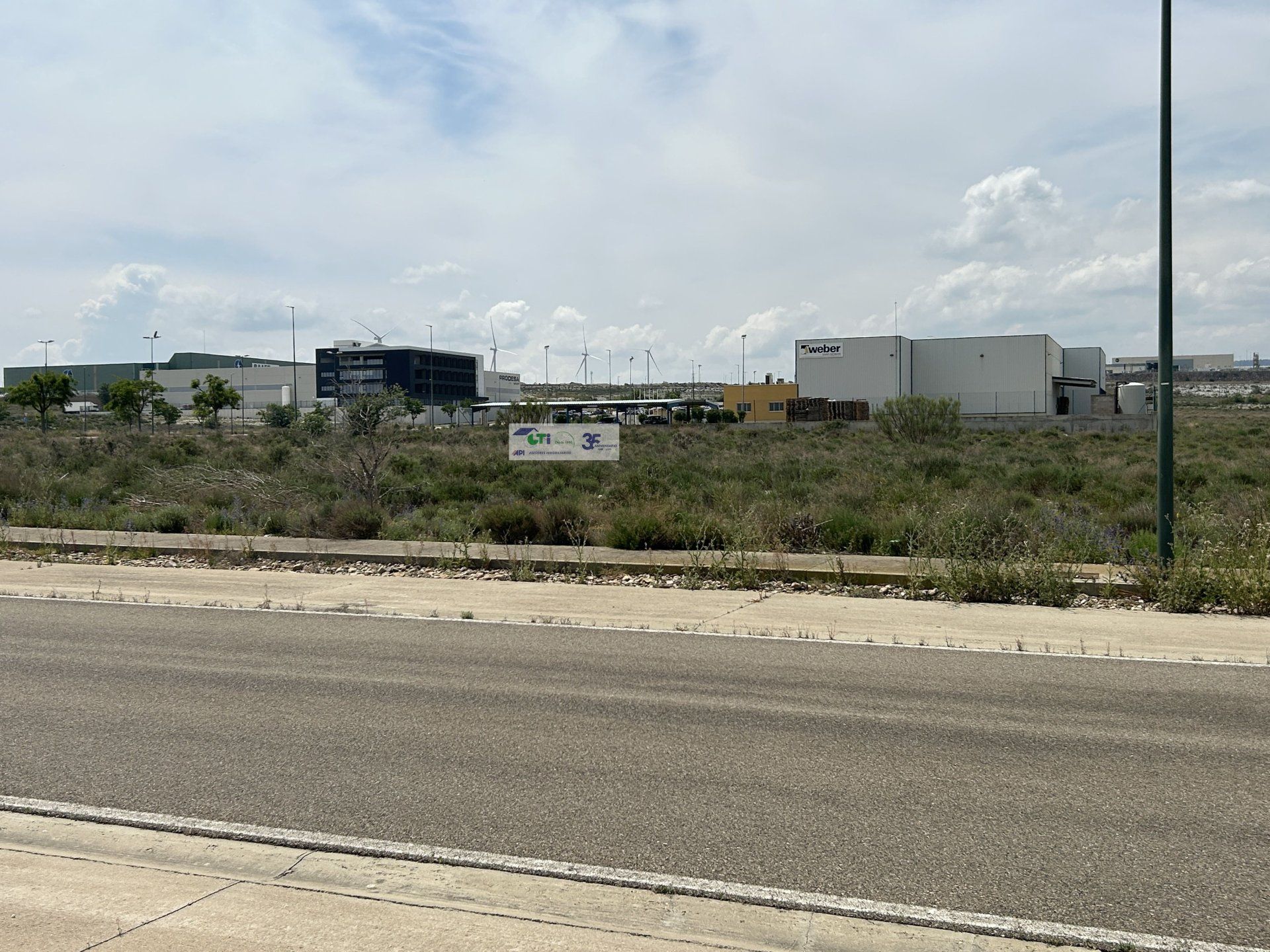 GTI Zaragoza - Naves Industriales - Locales Comerciales