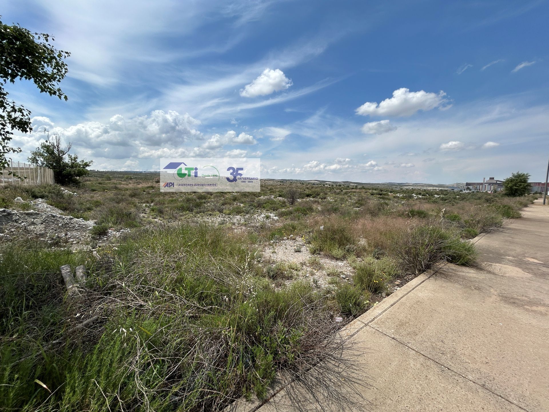 GTI Zaragoza - Naves Industriales - Locales Comerciales