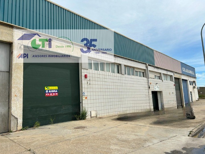CONJUNTO 2 NAVES EN ALQUILER, POLÍGONO EL AGUILA - 1.600 M2 APROX. 