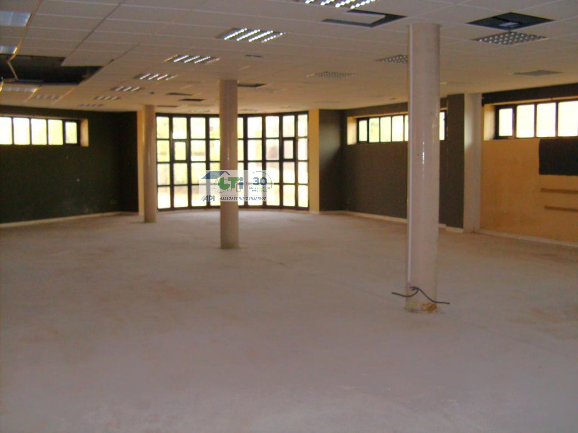 GTI Zaragoza - Naves Industriales - Locales Comerciales