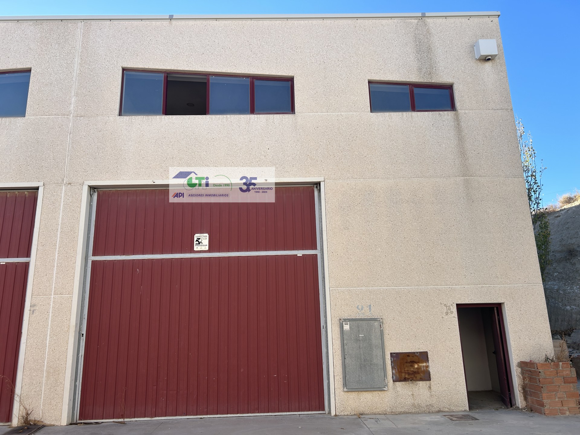 NAVE EN VENTA A ESTRENAR, 400 m2
