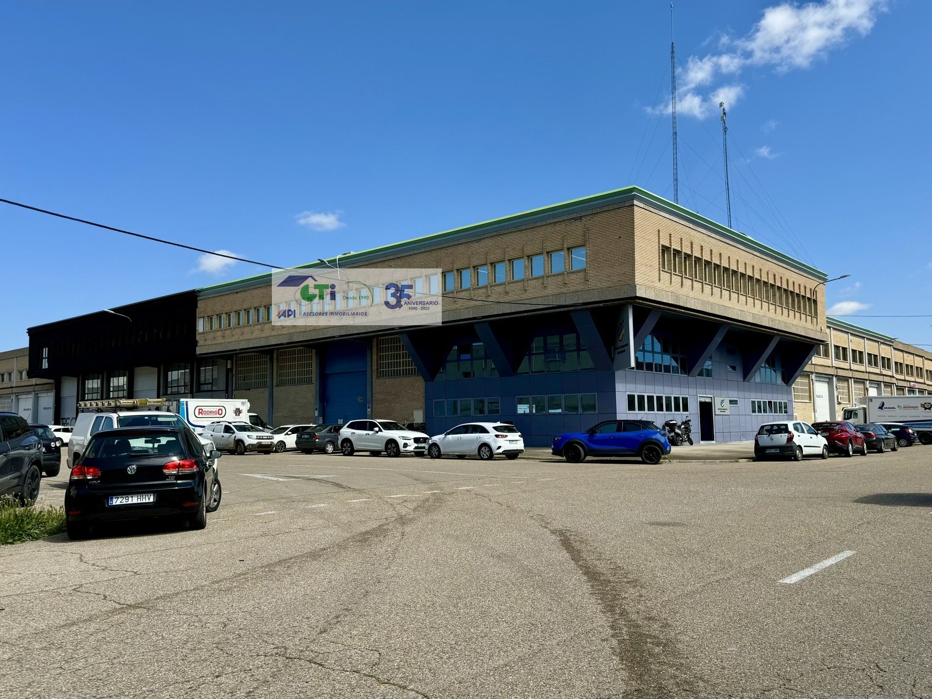Inversión en rentabilidad – Nave industrial de 1.630m2 en polígono El Portazgo en Zaragoza