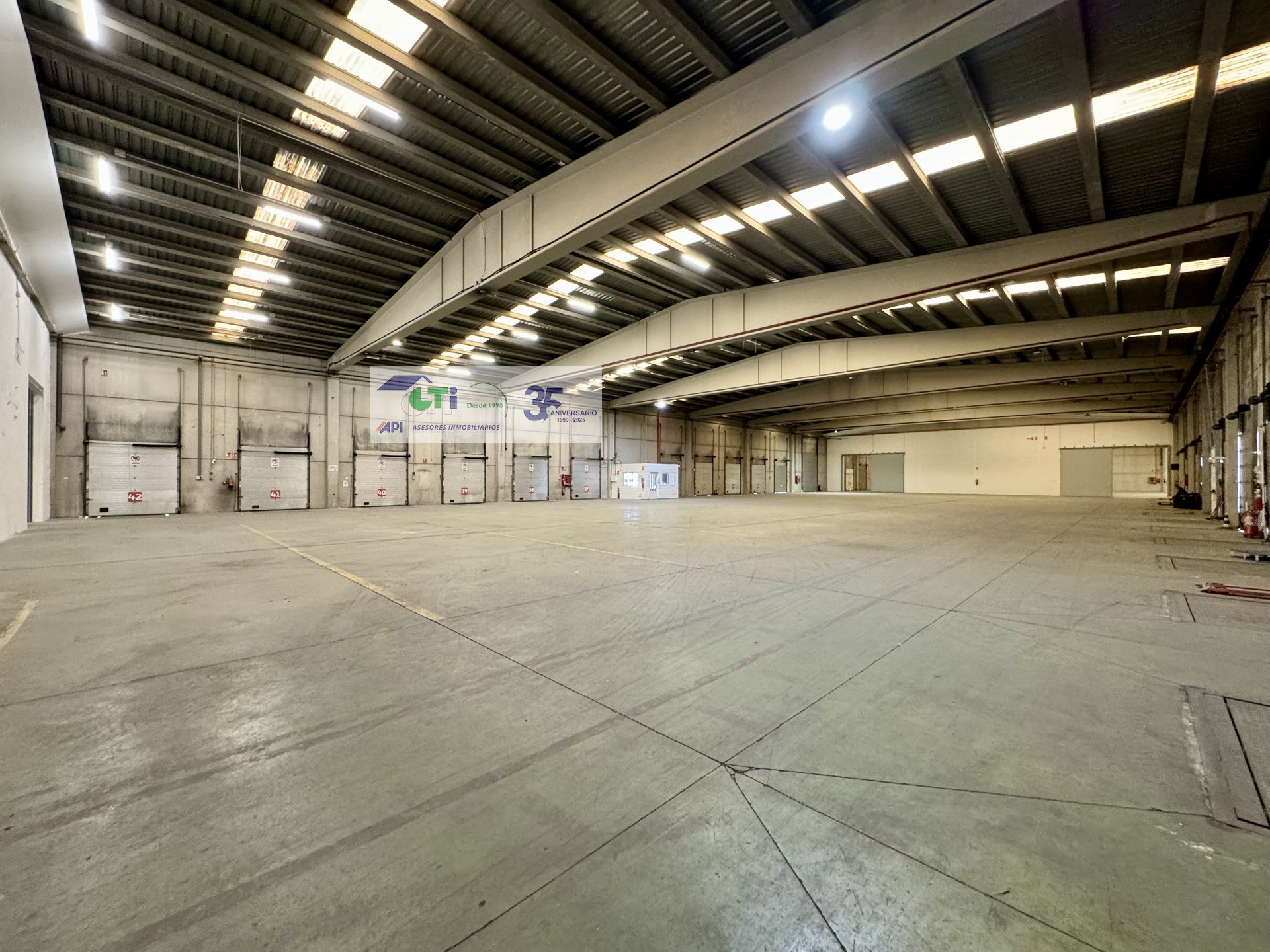GTI Zaragoza - Naves Industriales - Locales Comerciales