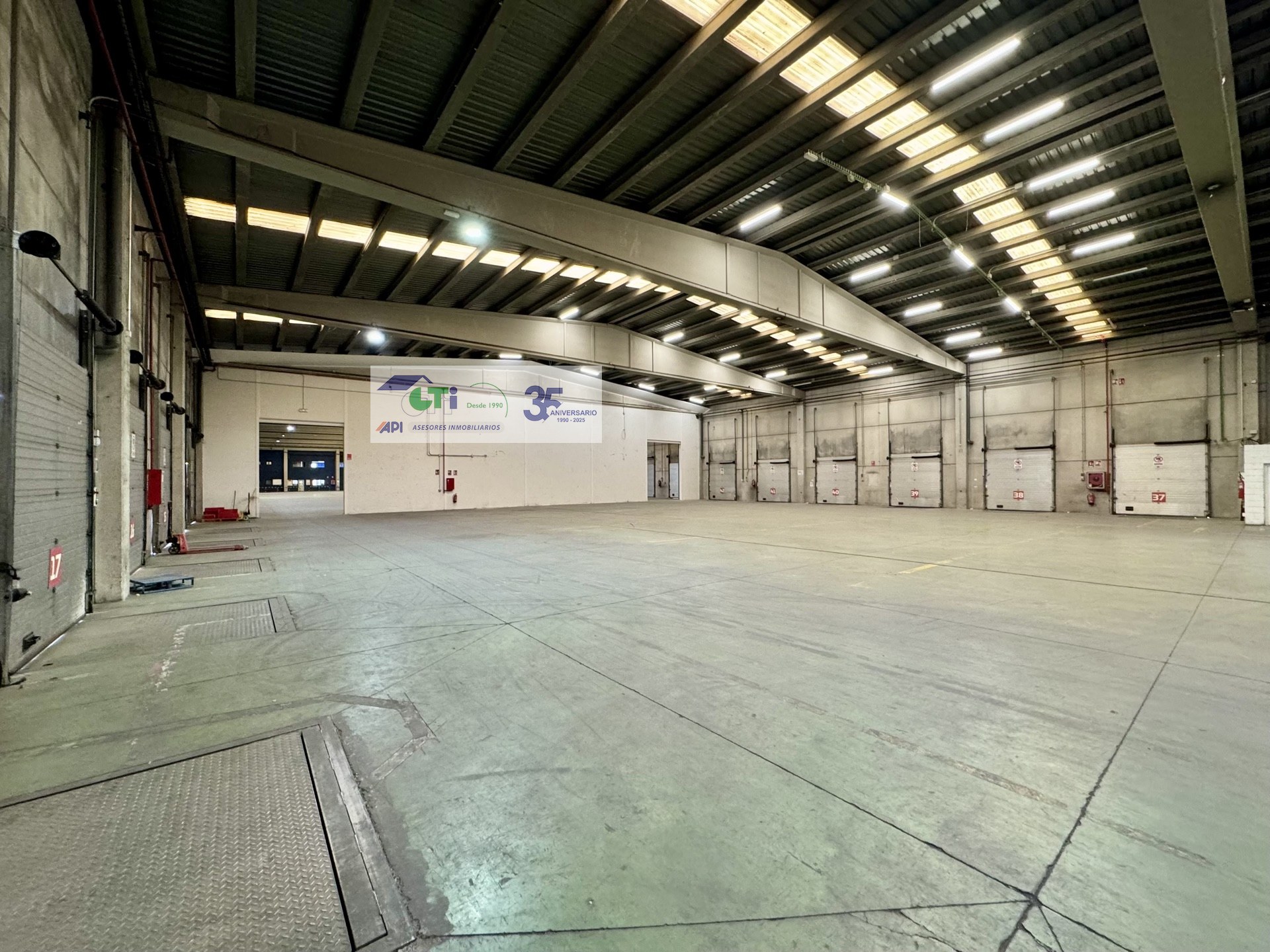 GTI Zaragoza - Naves Industriales - Locales Comerciales