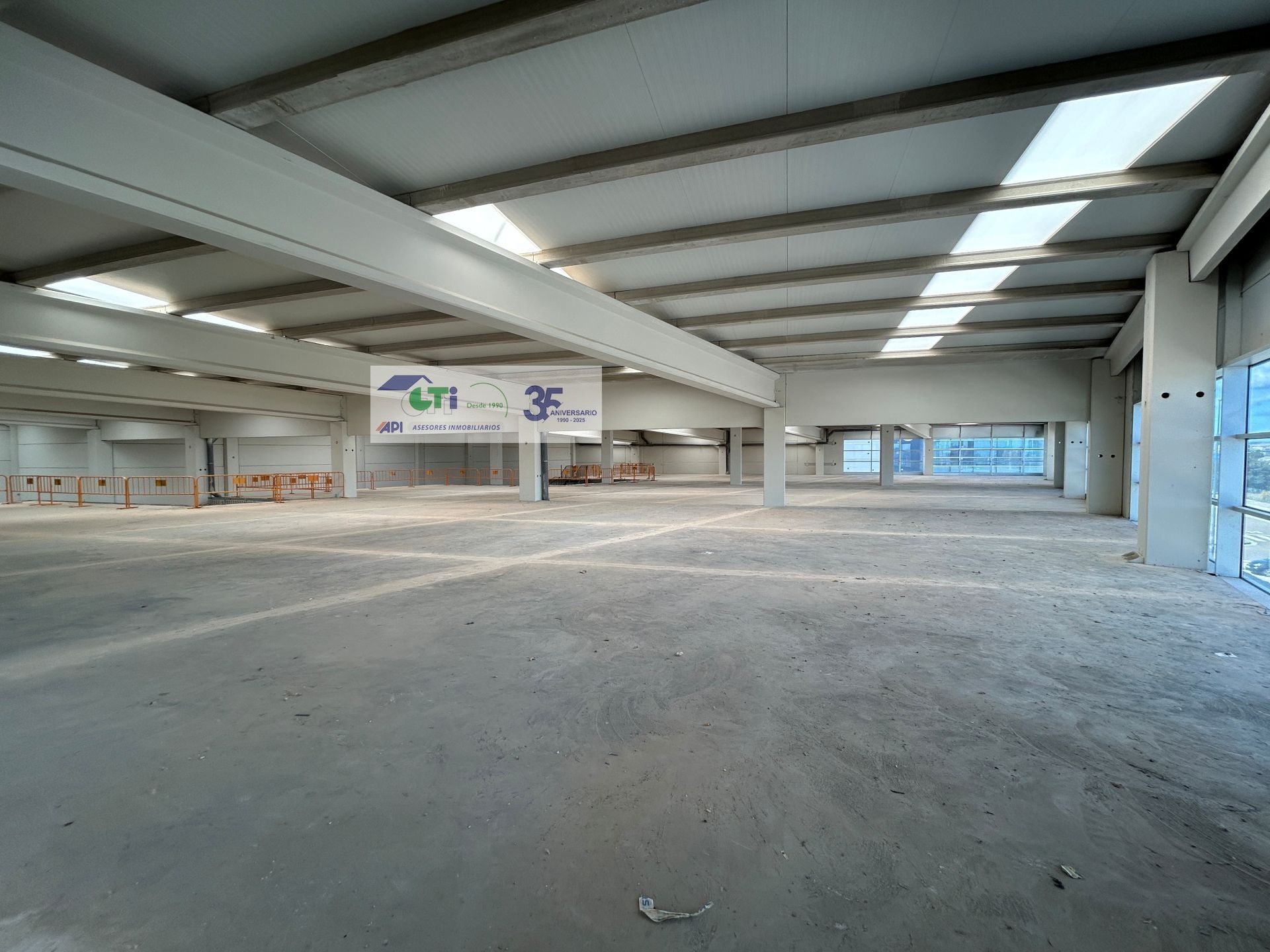 GTI Zaragoza - Naves Industriales - Locales Comerciales