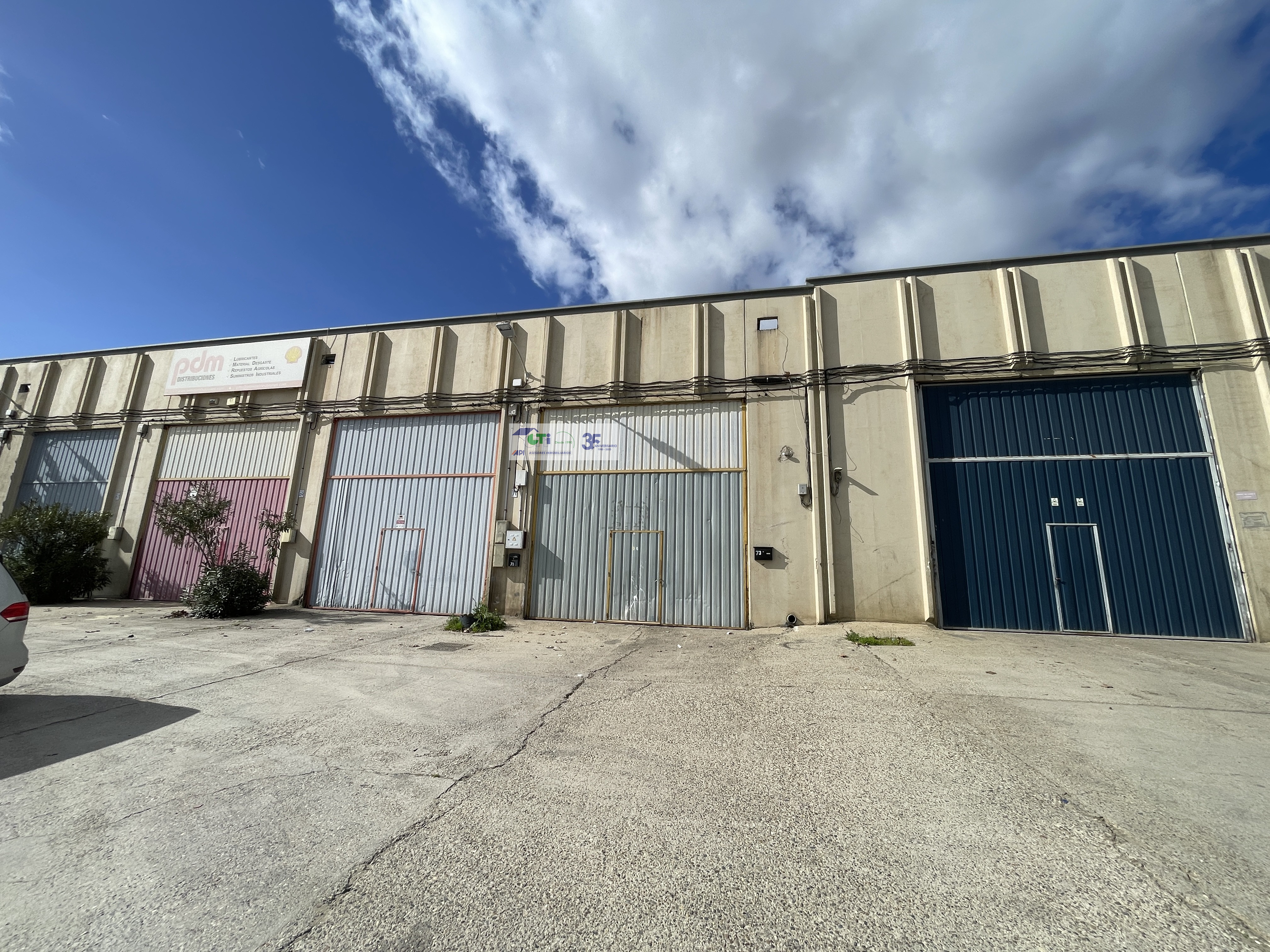 NAVE EN VENTA EN CIUDAD DEL TRANSPORTE