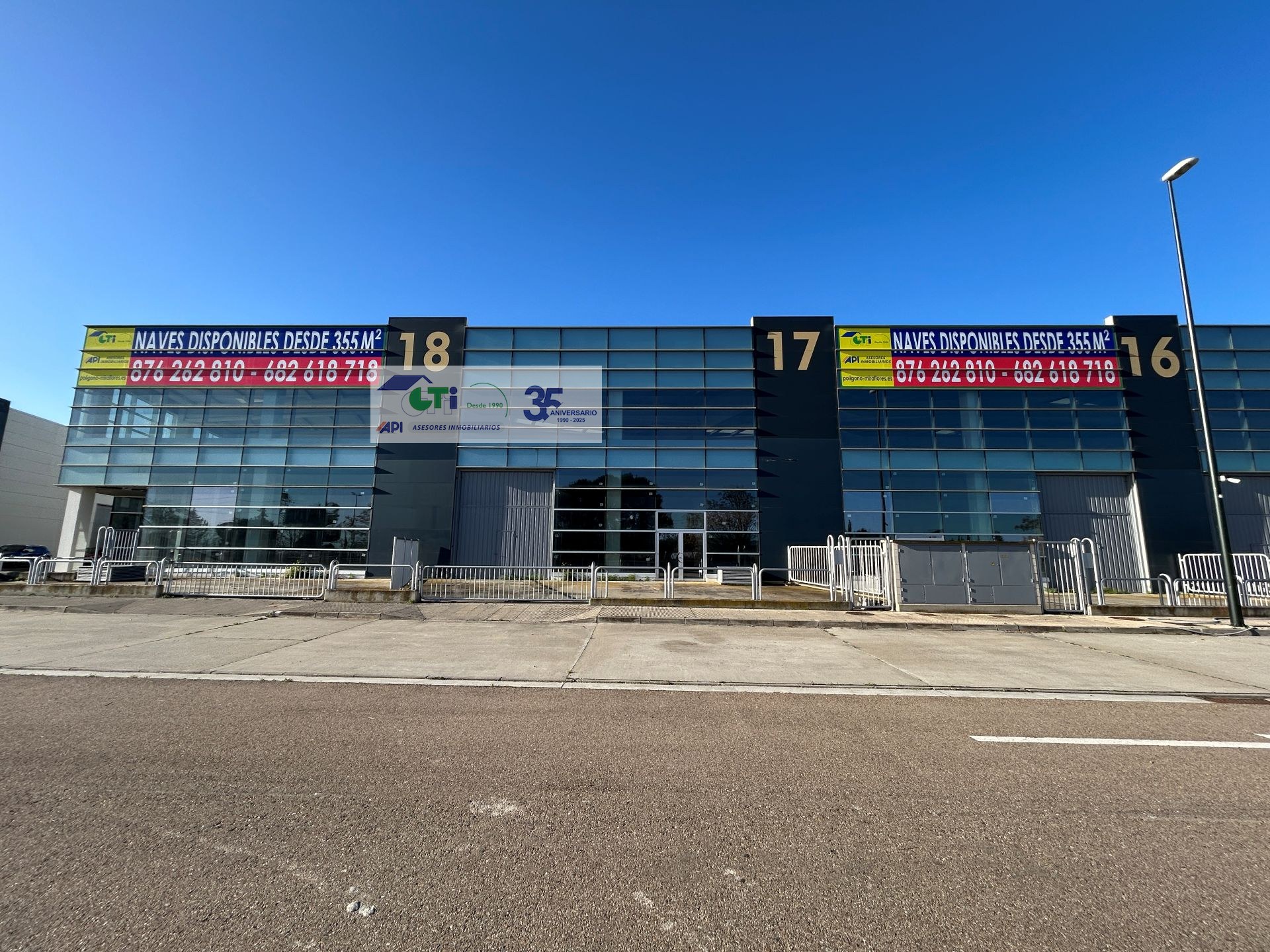 NAVE INDUSTRIAL DE 5.000M2 A 5 MINUTOS DE ZARAGOZA 