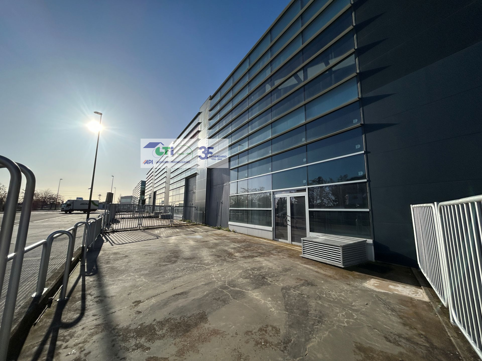 GTI Zaragoza - Naves Industriales - Locales Comerciales