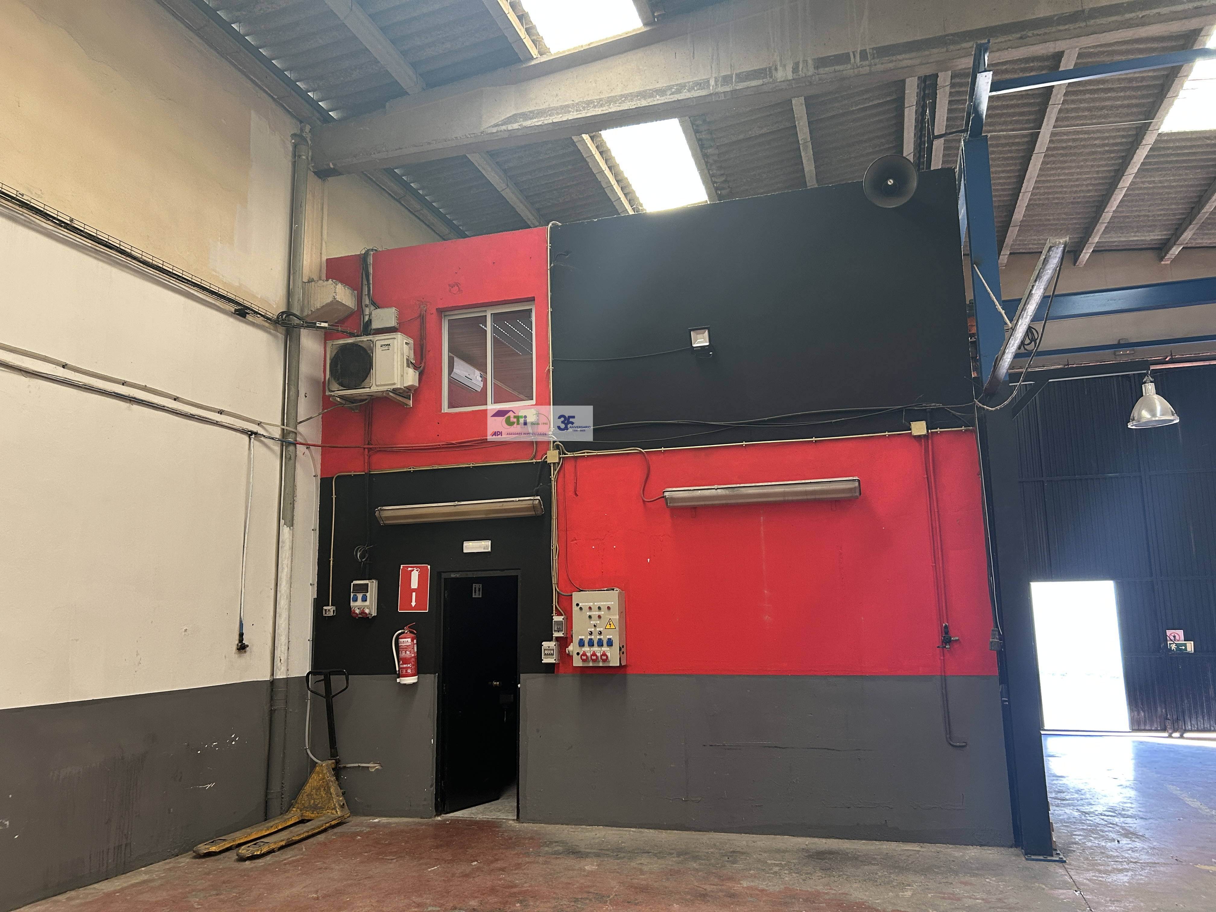 GTI Zaragoza - Naves Industriales - Locales Comerciales