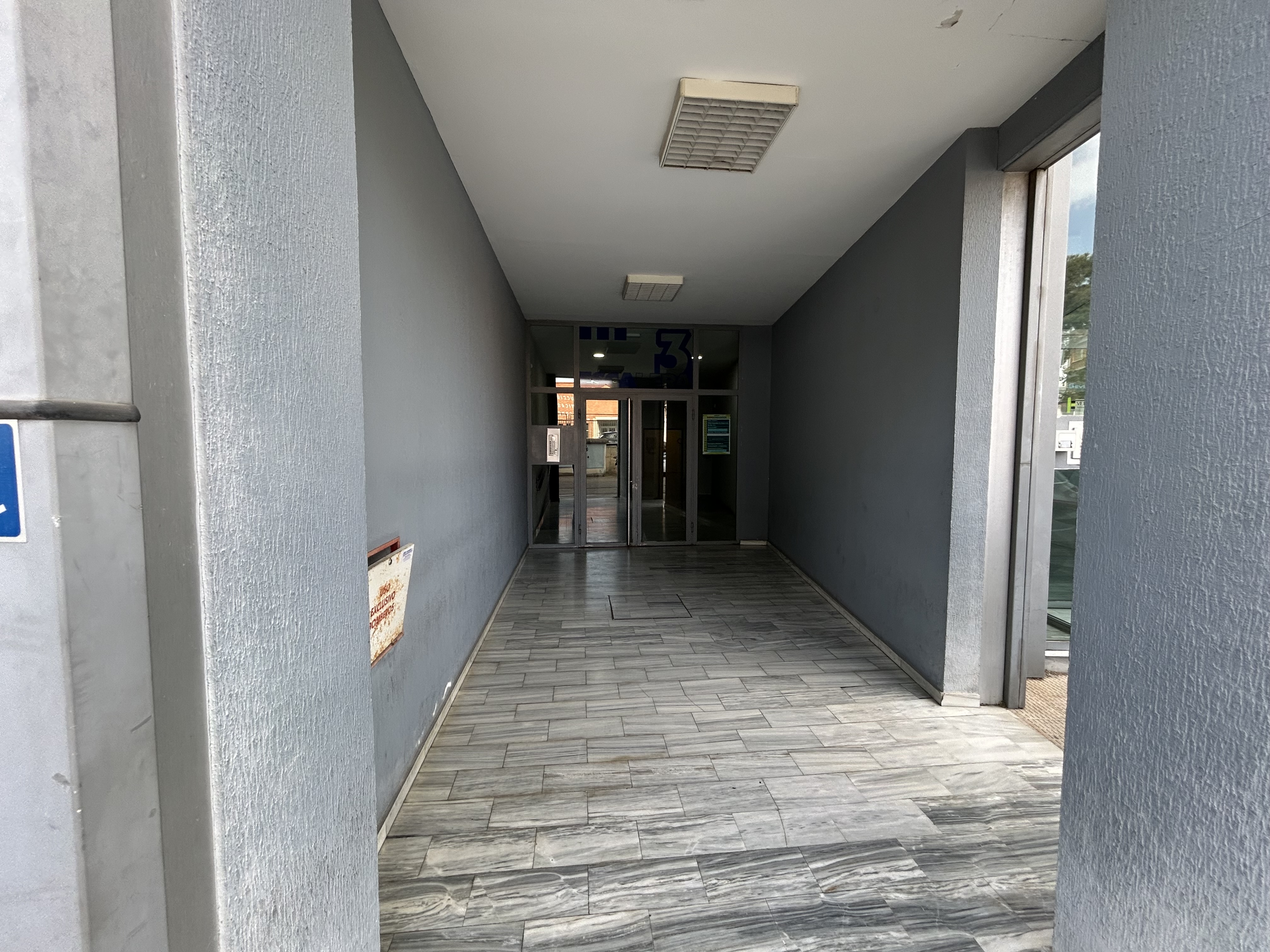 GTI Zaragoza - Naves Industriales - Locales Comerciales