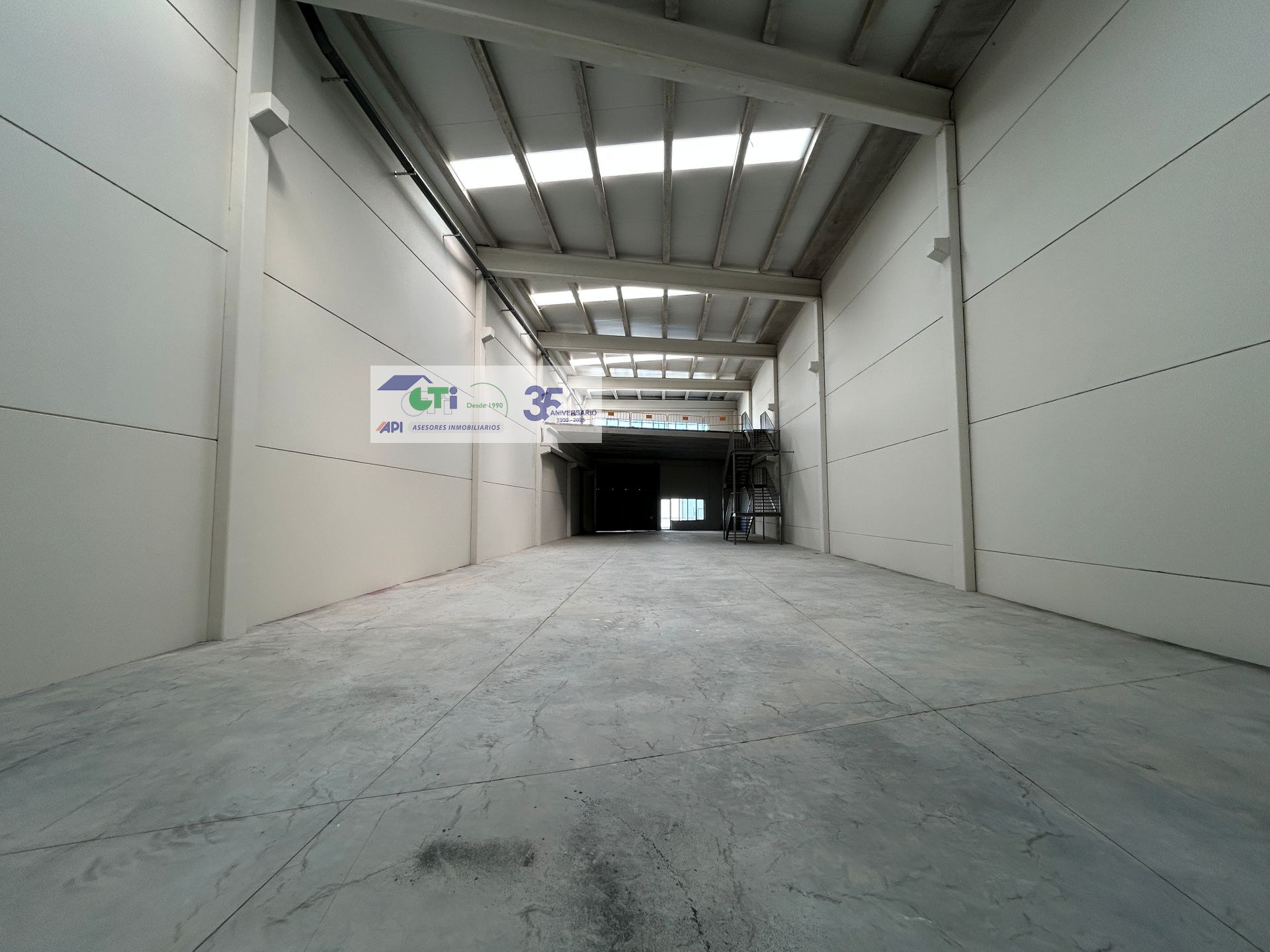 GTI Zaragoza - Naves Industriales - Locales Comerciales