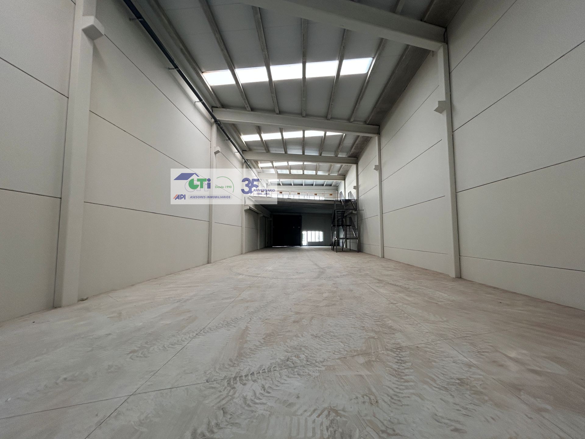 GTI Zaragoza - Naves Industriales - Locales Comerciales