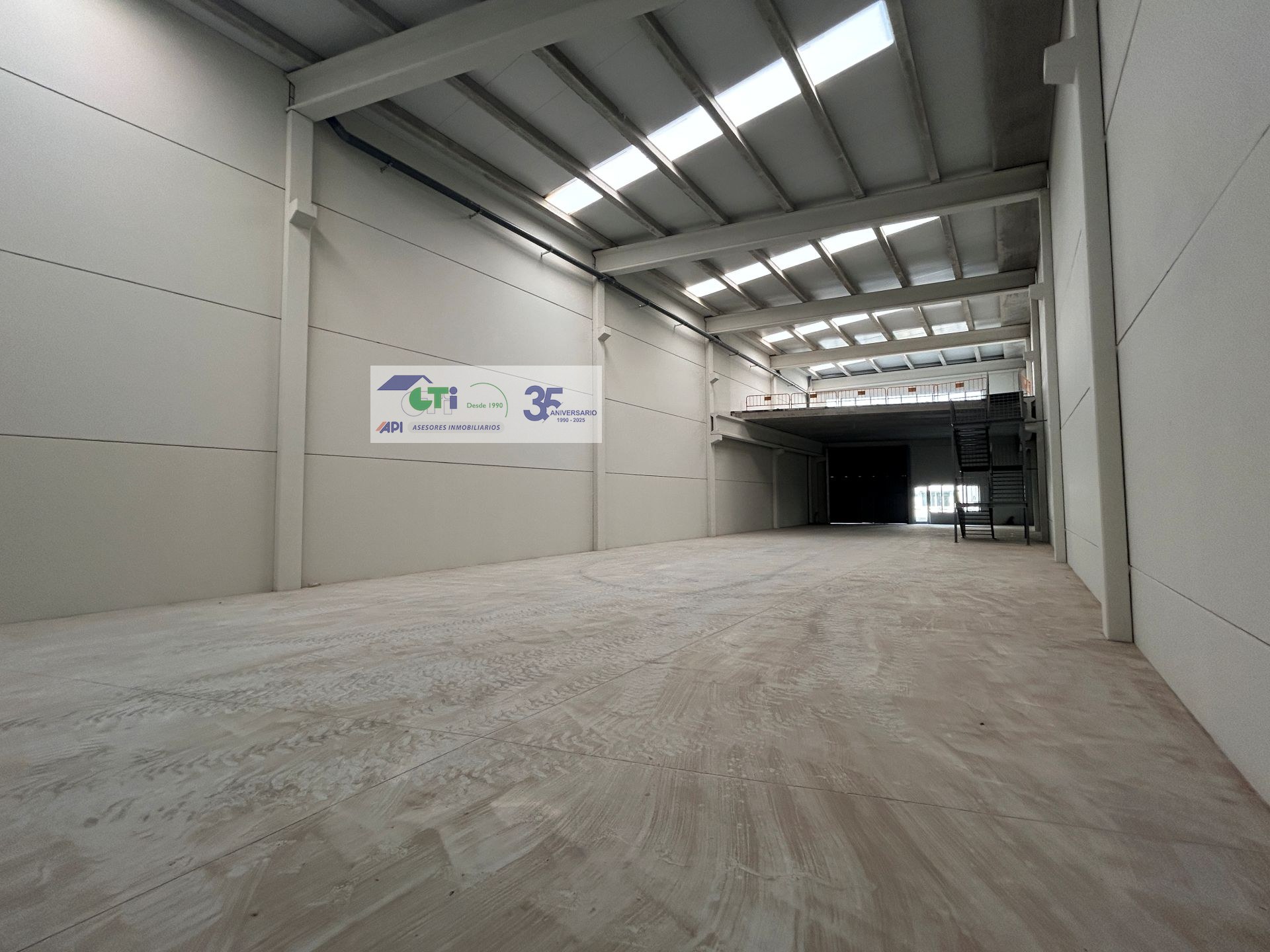 GTI Zaragoza - Naves Industriales - Locales Comerciales