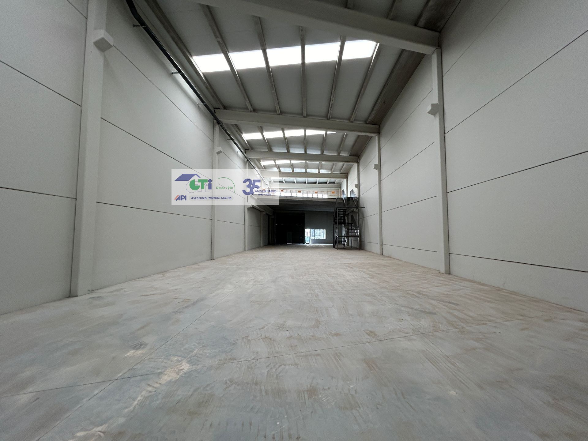 GTI Zaragoza - Naves Industriales - Locales Comerciales