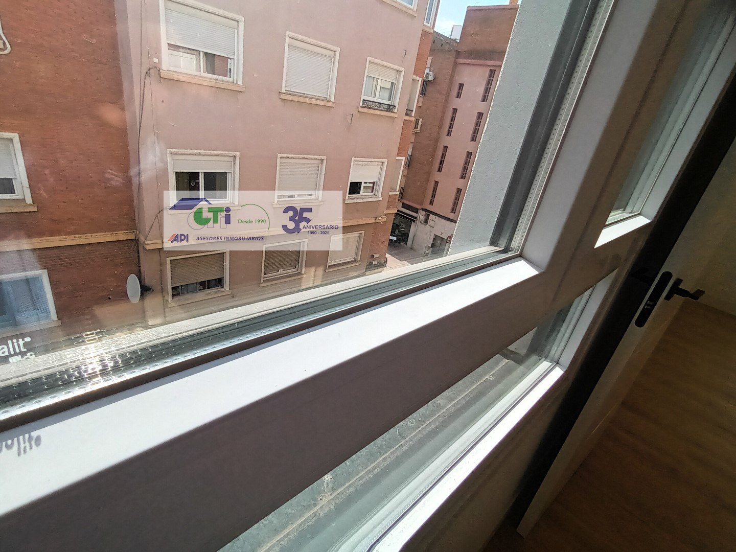 GTI Zaragoza - Naves Industriales - Locales Comerciales