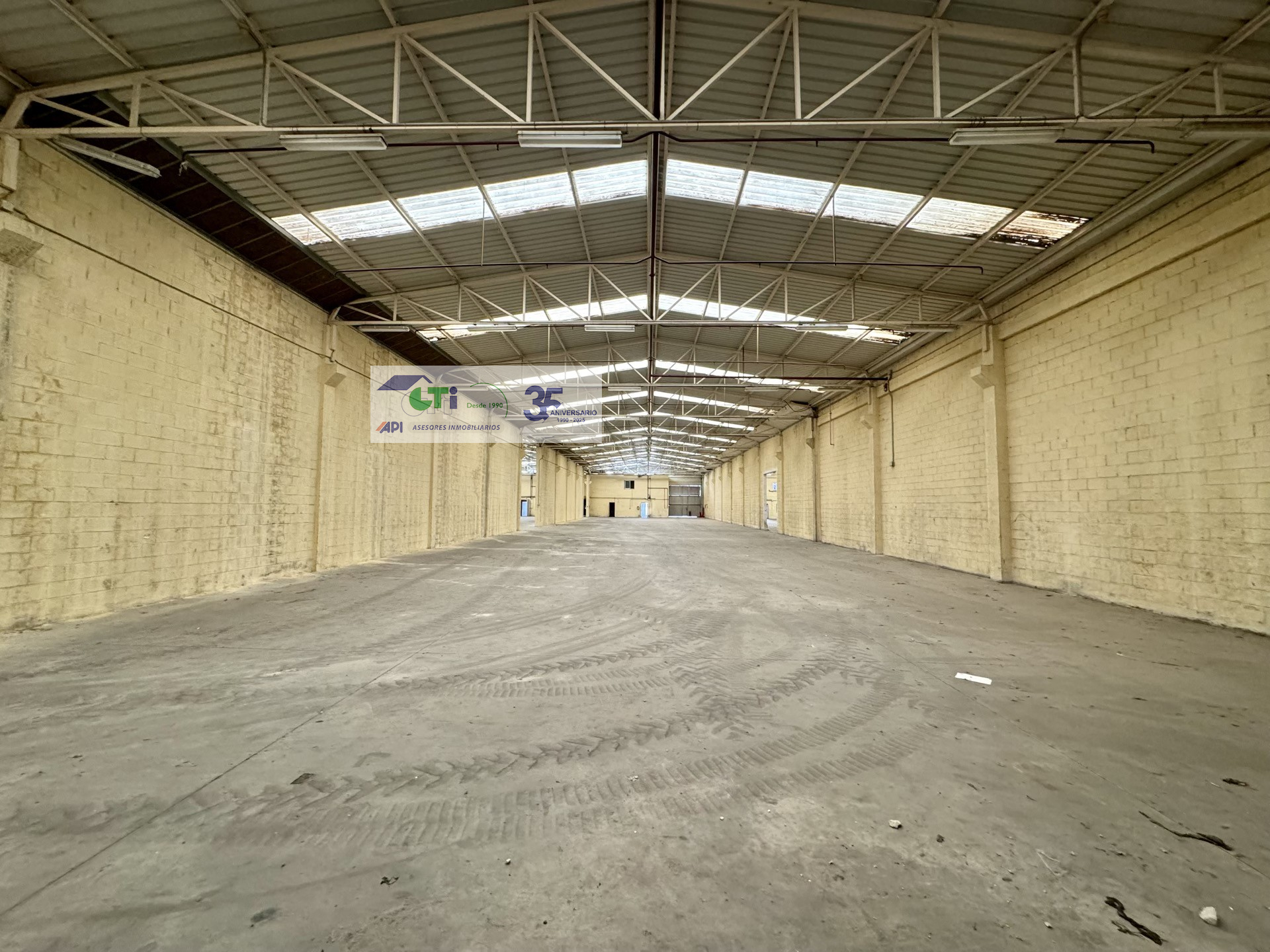 GTI Zaragoza - Naves Industriales - Locales Comerciales
