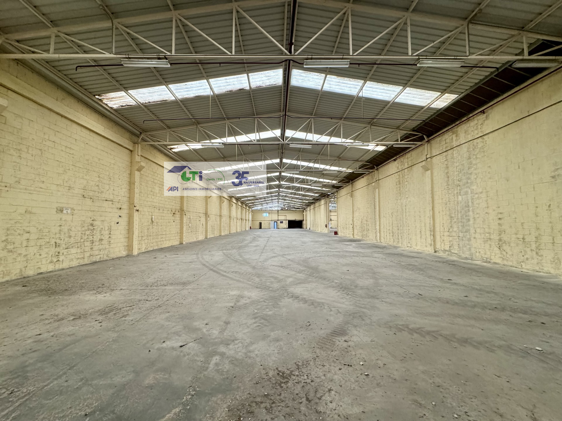 GTI Zaragoza - Naves Industriales - Locales Comerciales